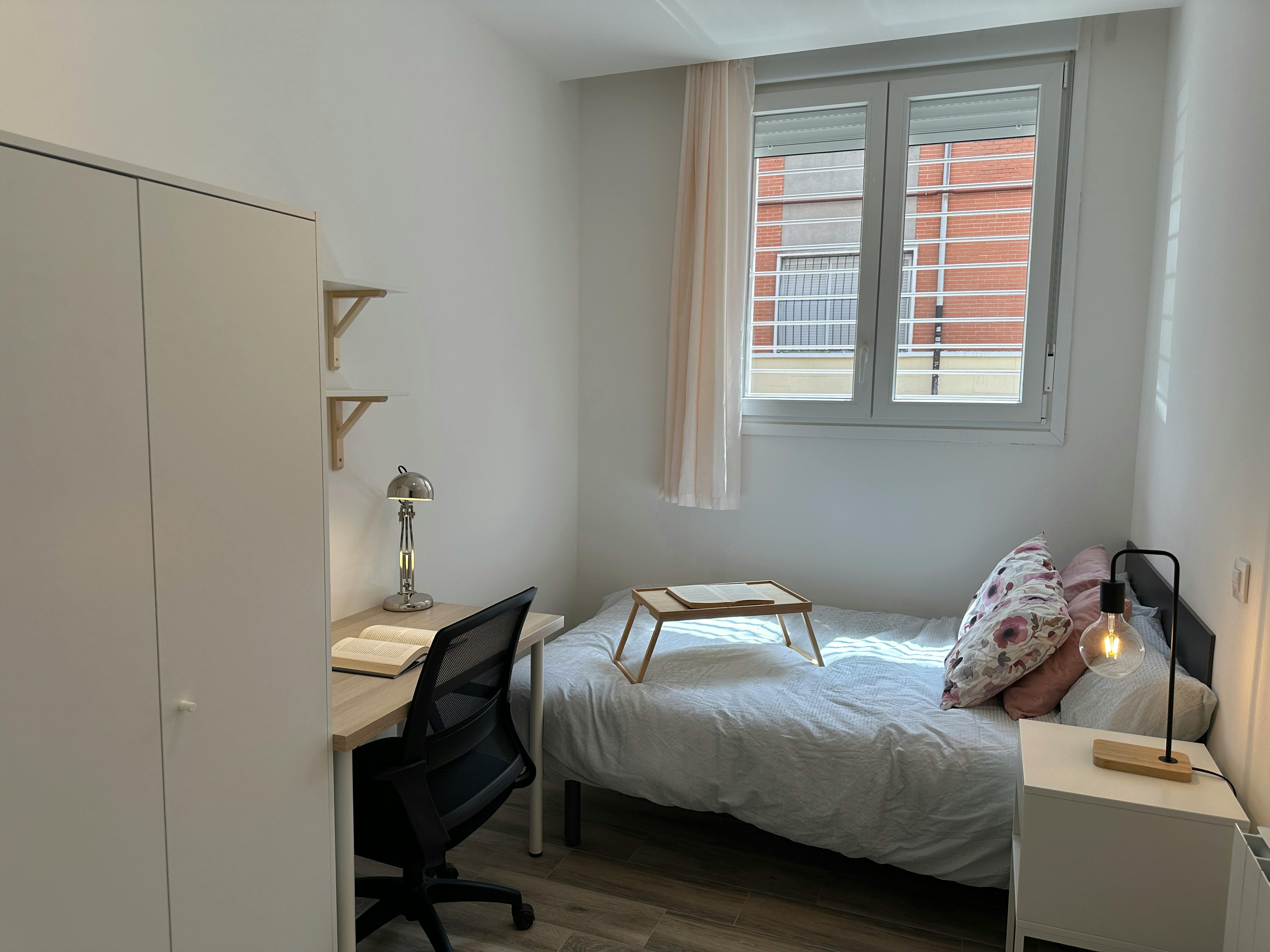 Single room Madrid, 1 bed — photo 6