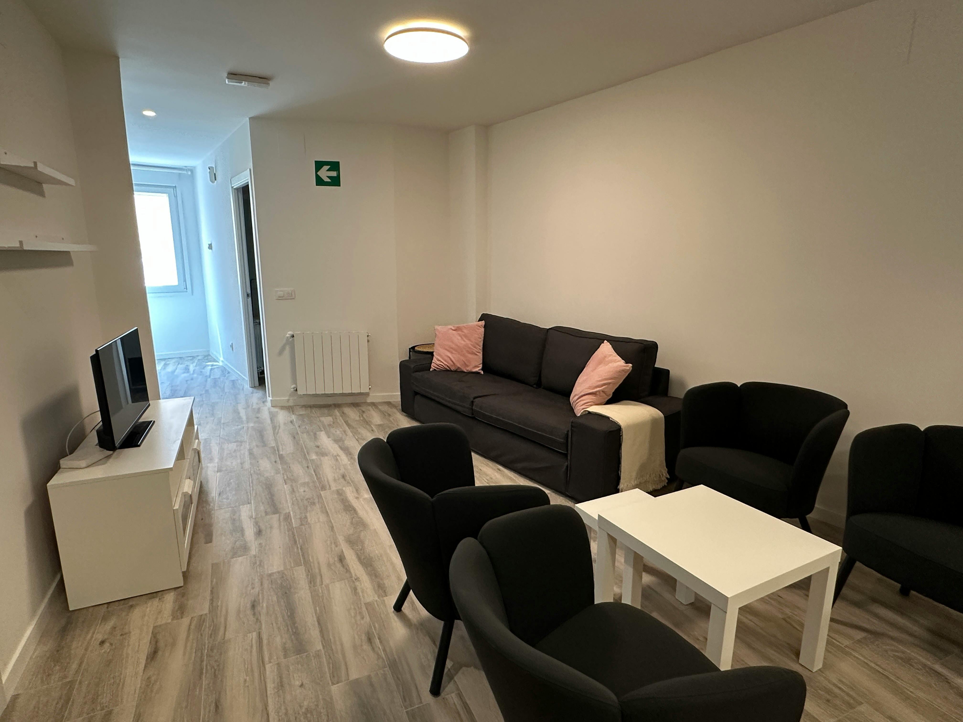Single room Madrid, 1 bed — photo 4
