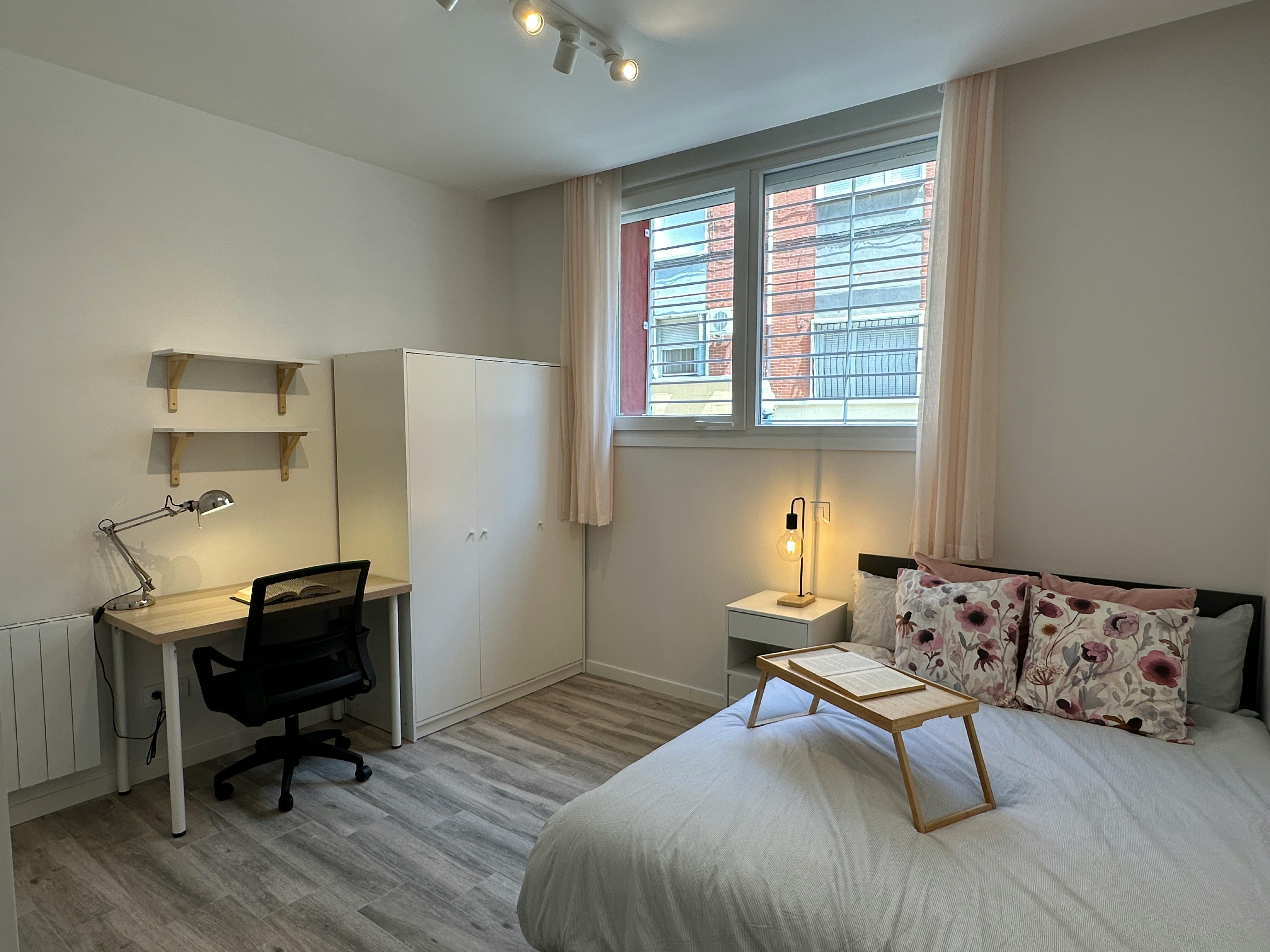 Single room Madrid, 1 bed — photo 3