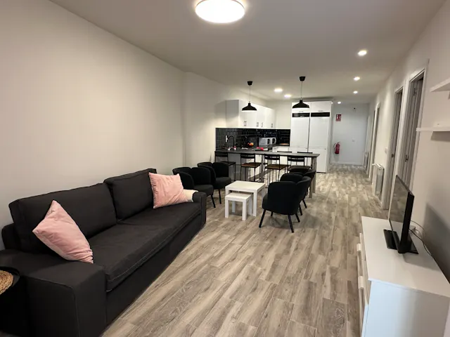 Private room in Calle Puerto del Monasterio, Madrid (1649457) room image 6