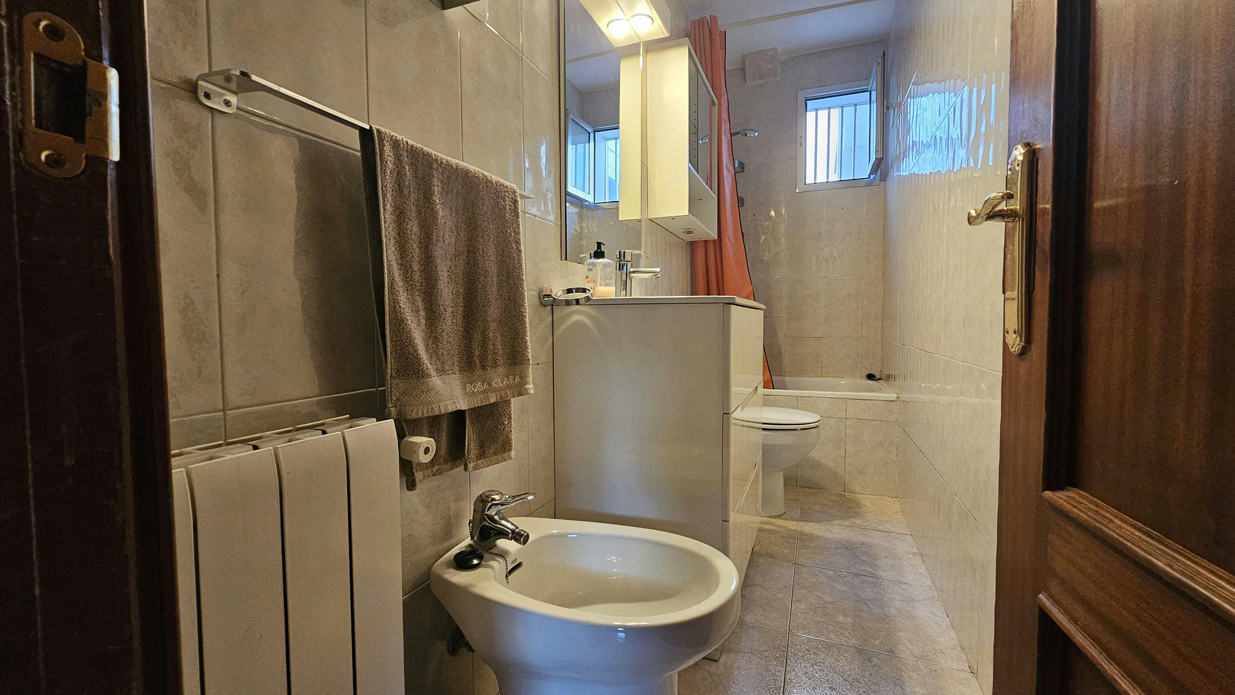 Single room Madrid, 1 bed, 9m² — photo 9