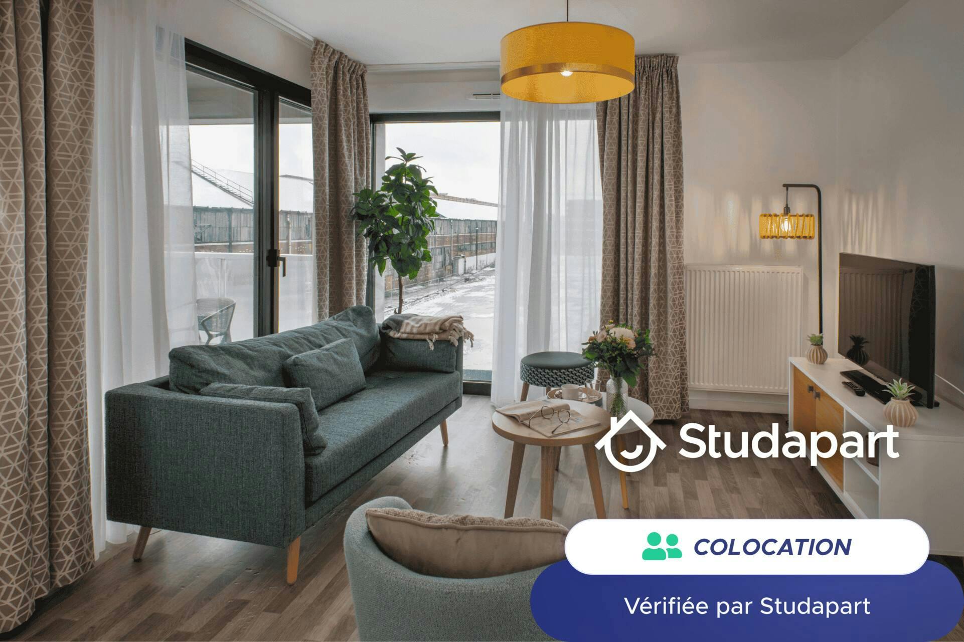 Private room for rent on Rue Adèle Duriez, Lille - Vue 3
