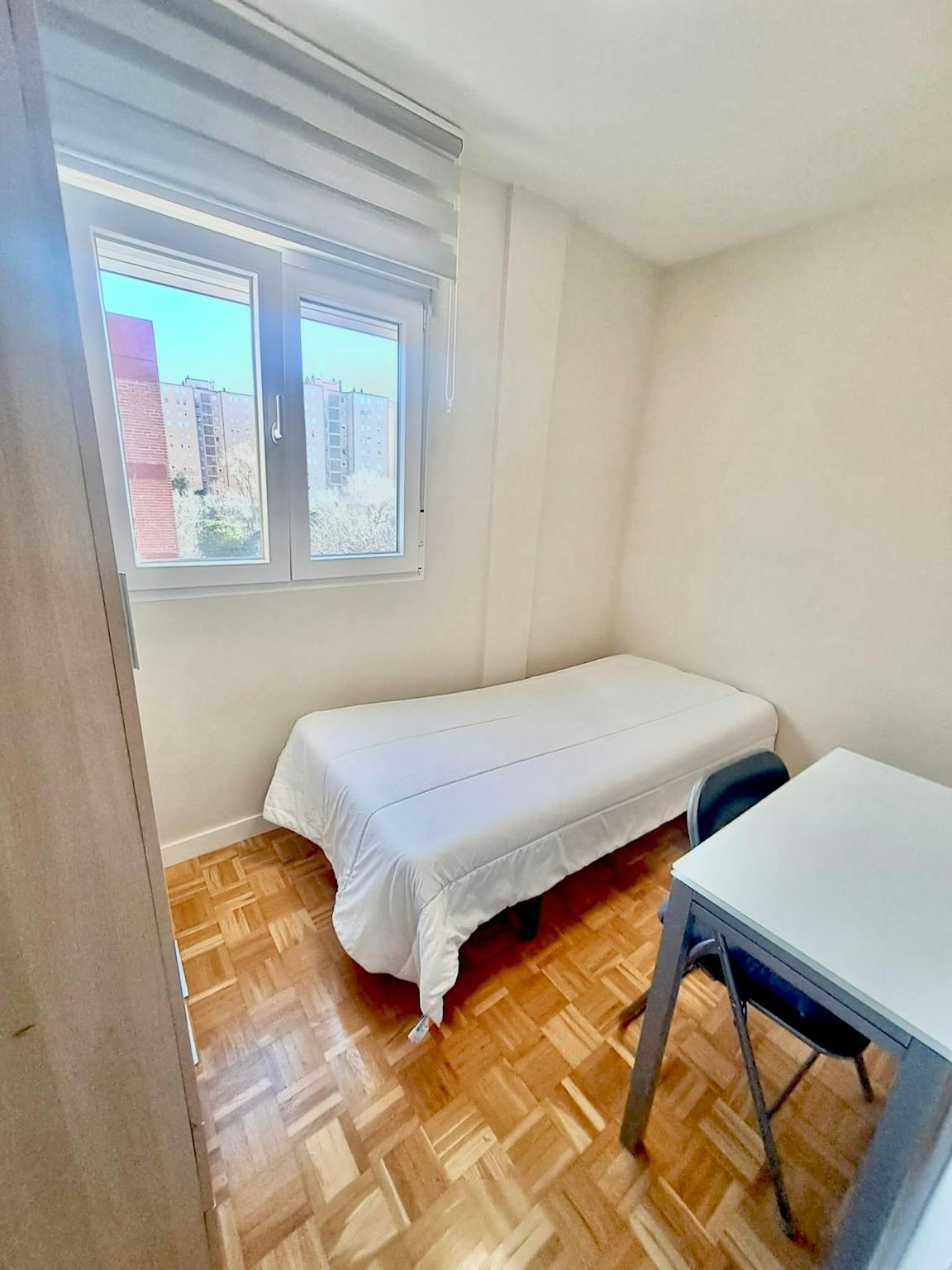 Calle de Paredes de Nava, Madrid preview