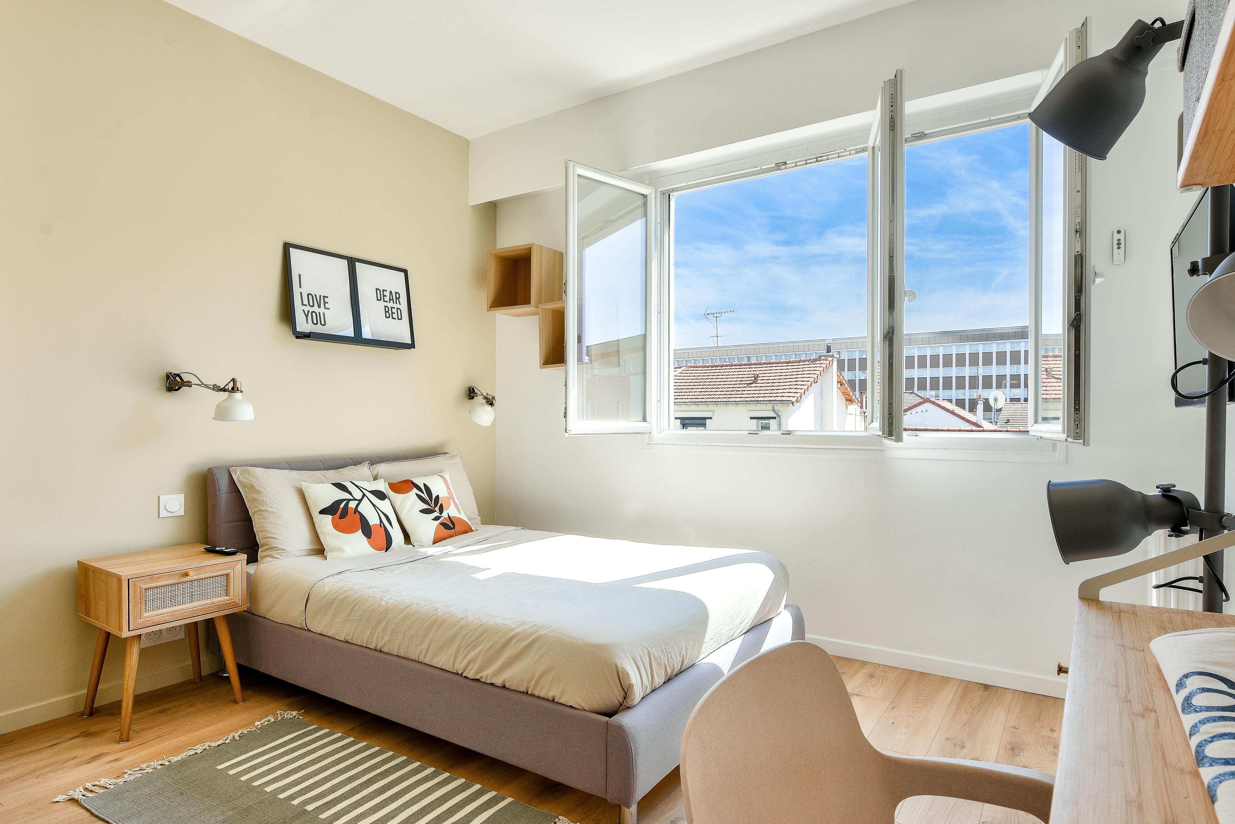 Rue Gilbert Rousset, Asnières-sur-Seine preview