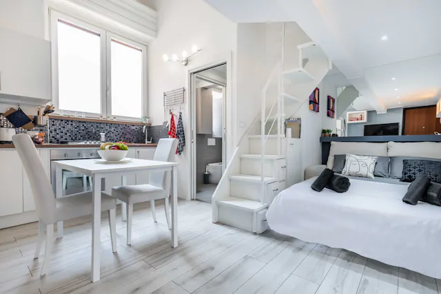 1-Bedroom Apartment in Viale Giovanni da Cermenate, Milan (1649837) room image 1