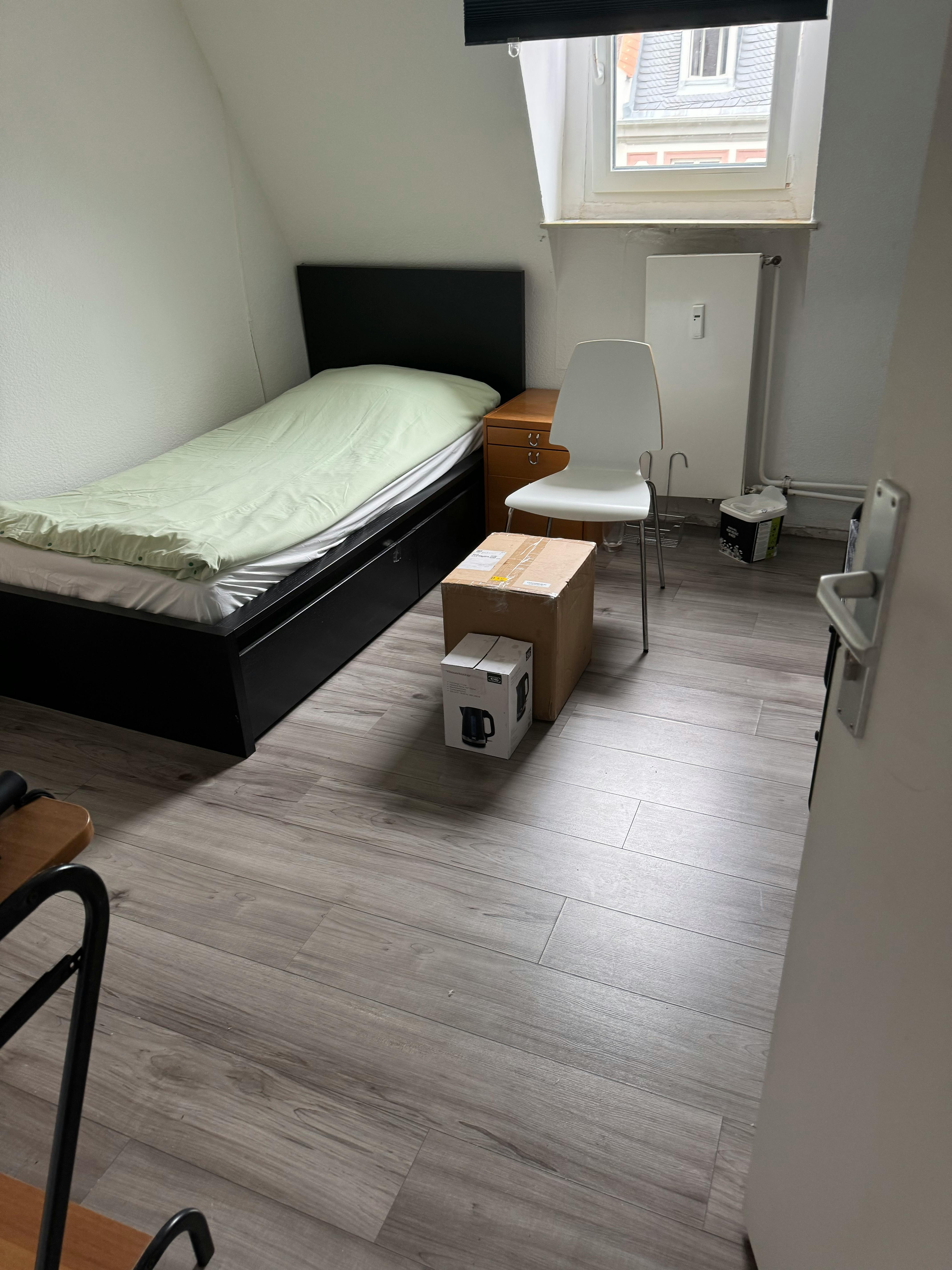 Single room Frankfurt Am Main, 1 bed, 15m² — photo 3