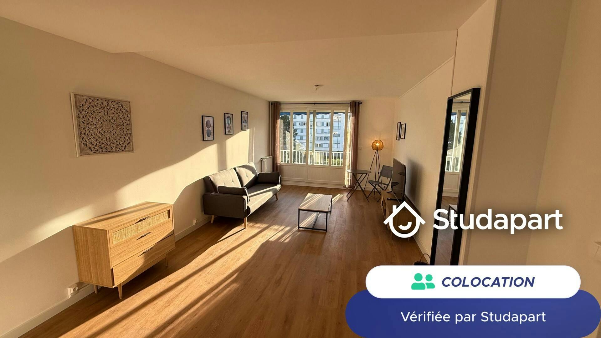 Private room for rent for €470 per month in Tours, Square Mantegna