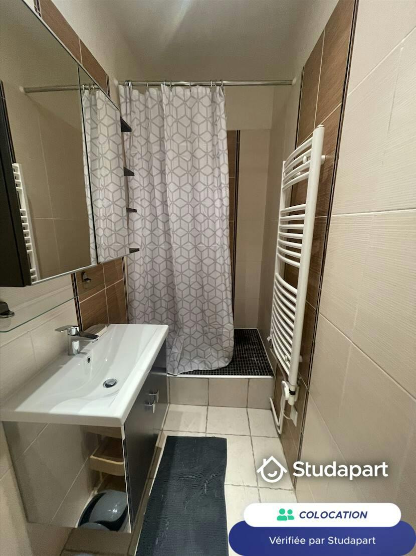 Chambre à Paris