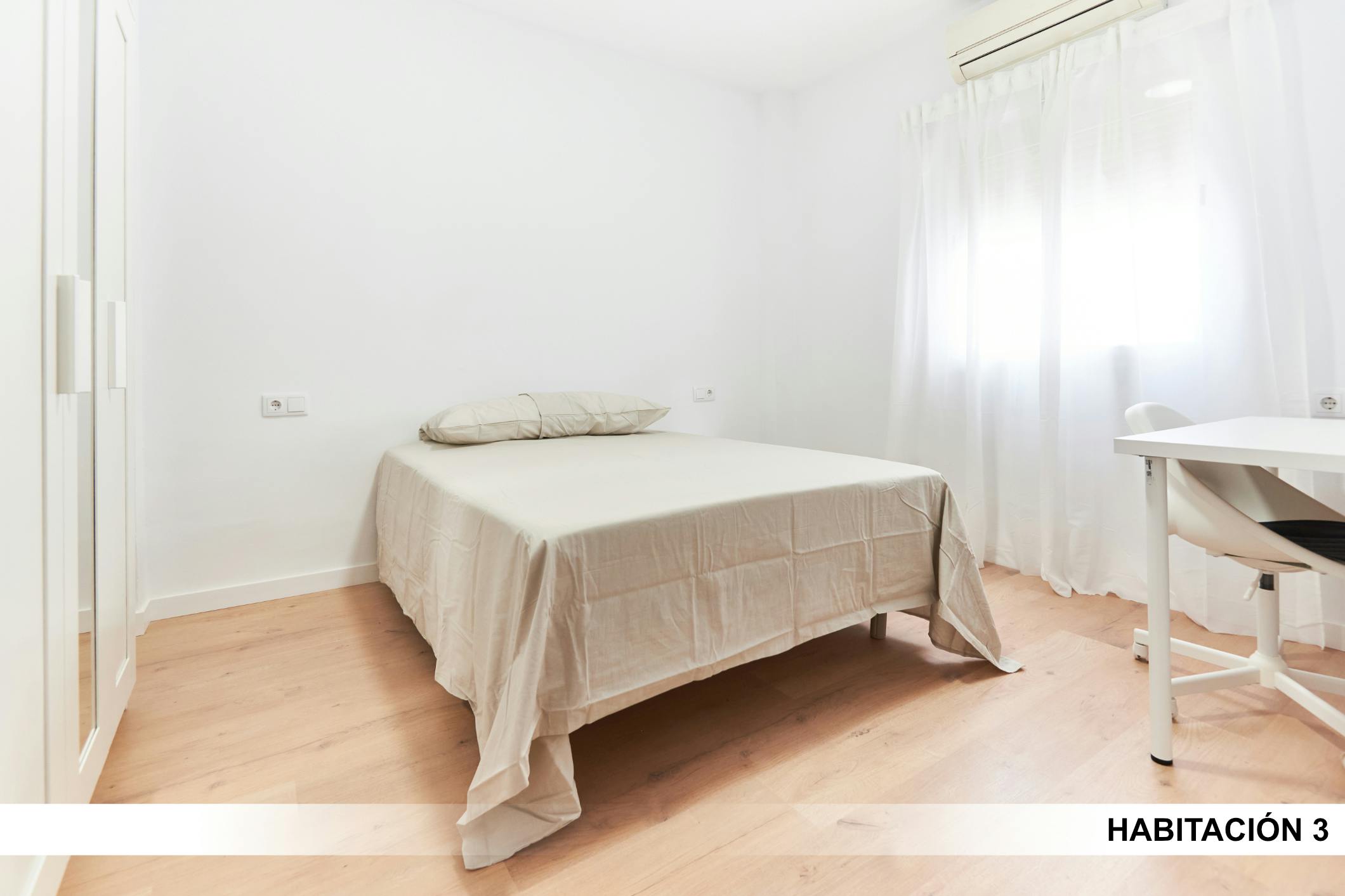 Calle Evangelista, Sevilla preview