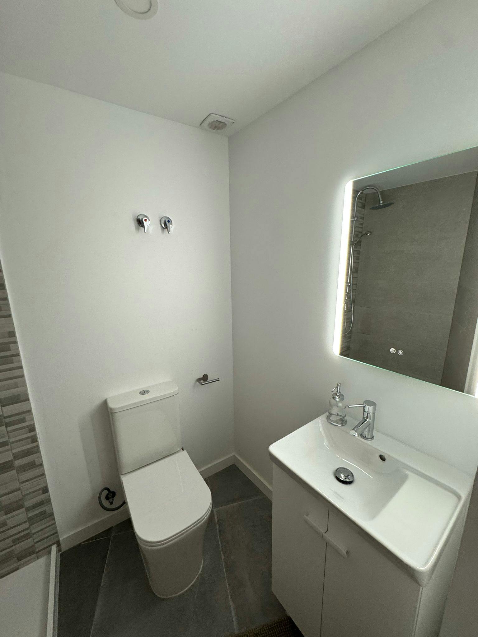 Single room Paterna, 1 bed, 1m² — photo 3