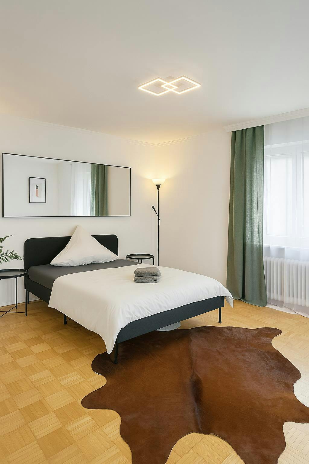 WG-Zimmer zu mieten für 690 € pro Monat in Höhenkirchen-Siegertsbrunn, Englwartinger Straße