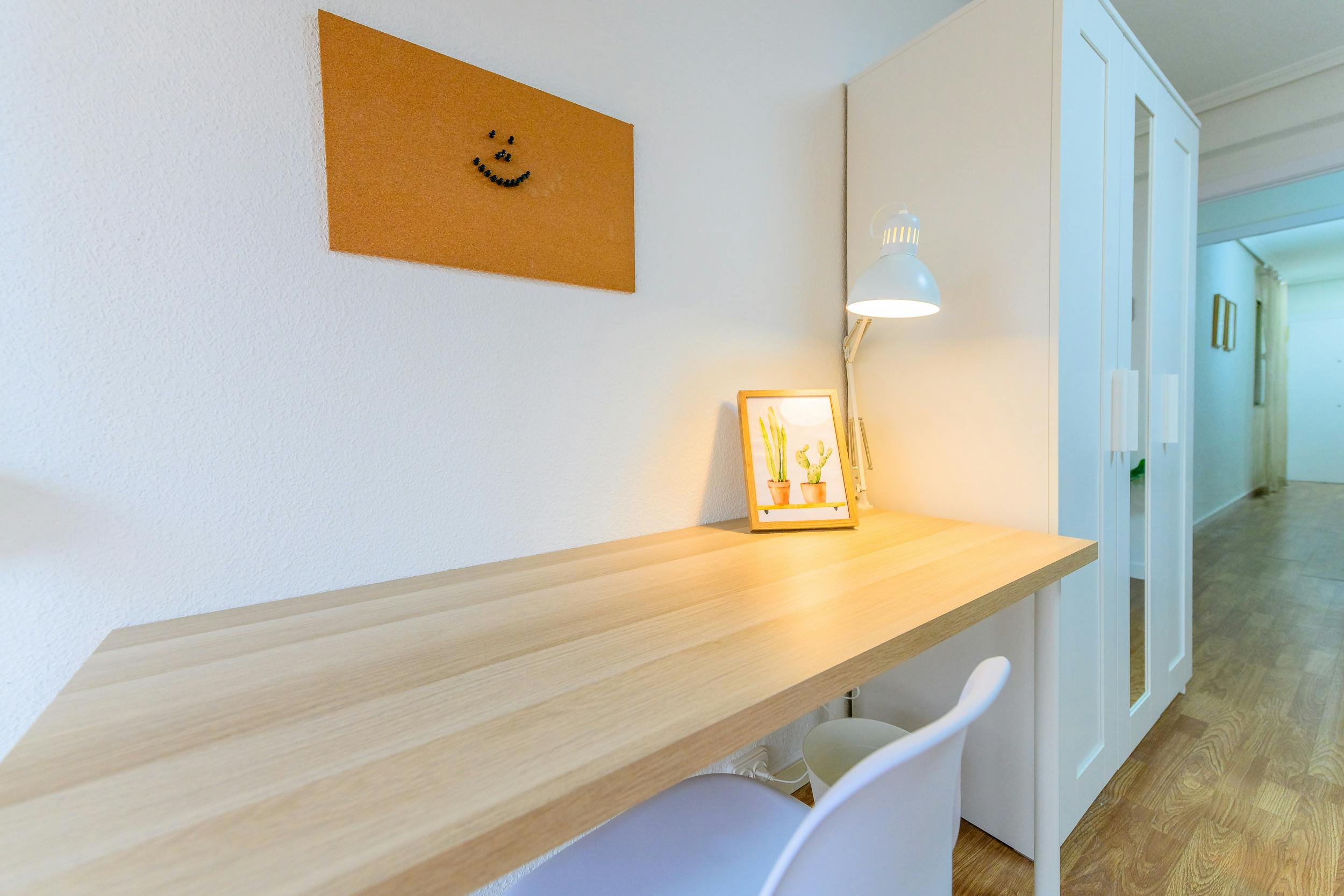 Single room Madrid, 1 bed, 18m² — photo 2