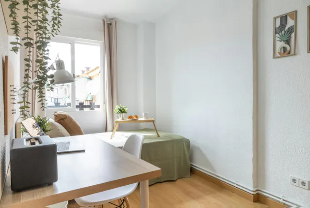 Private room in Calle Santa Eva, Madrid (1650255) room image 2