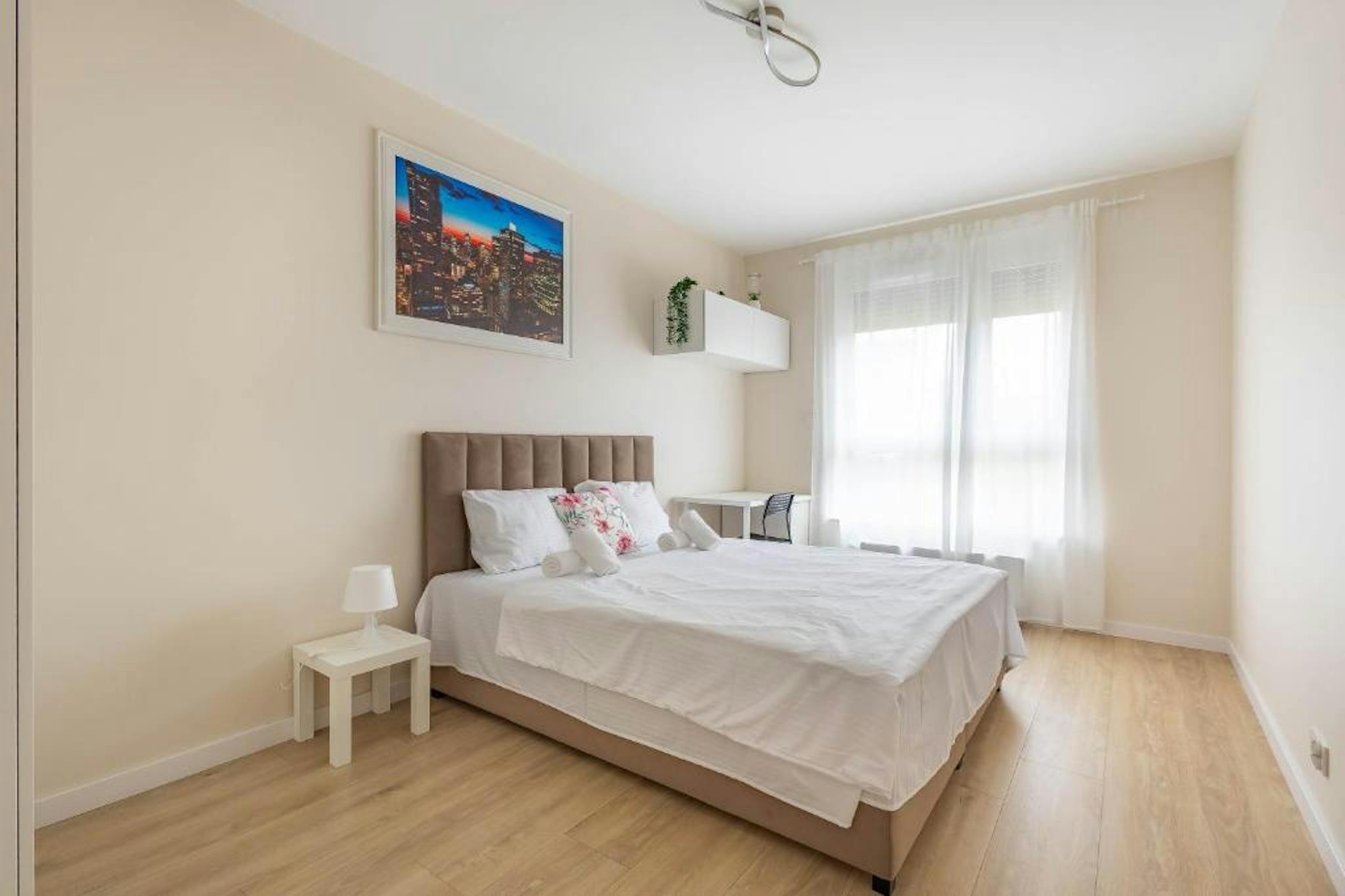 Miedza, Warsaw preview