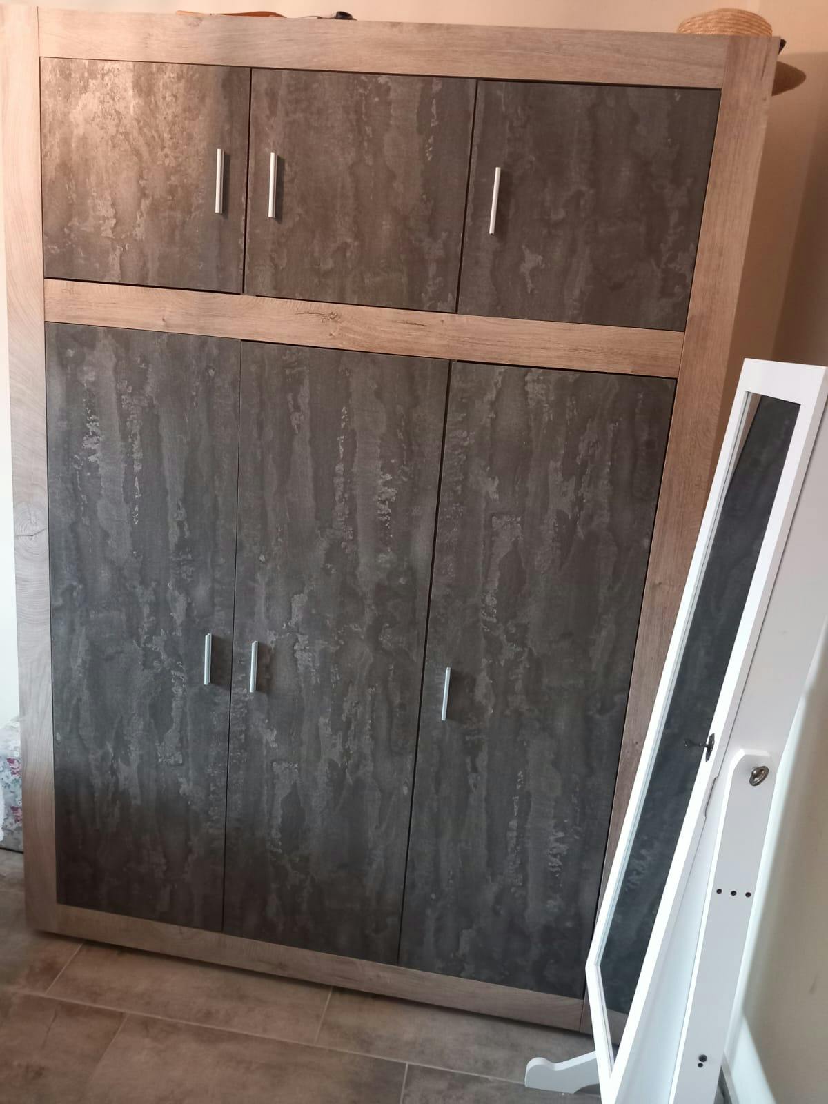 preview gallery tile