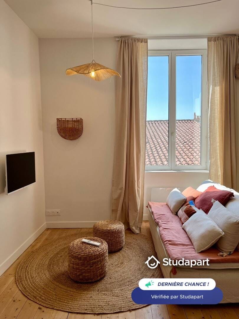 Apartamento en alquiler por 1500 € al mes en La Rochelle, Rue Albert 1er