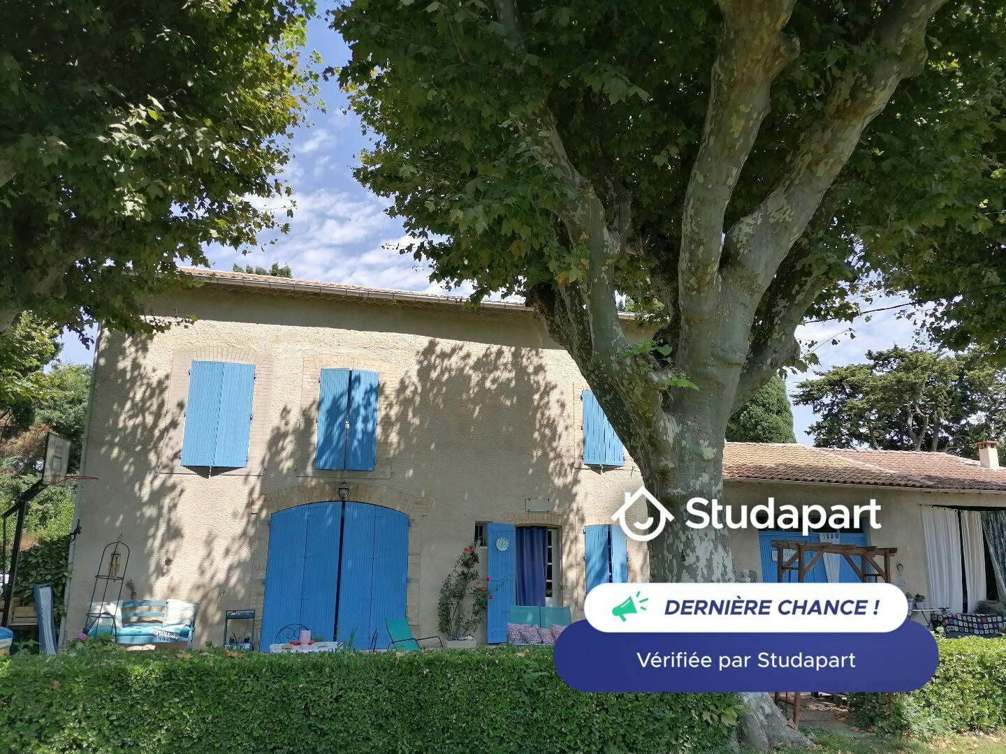 Private room for rent for €500 per month in Avignon, Rue des Platanes