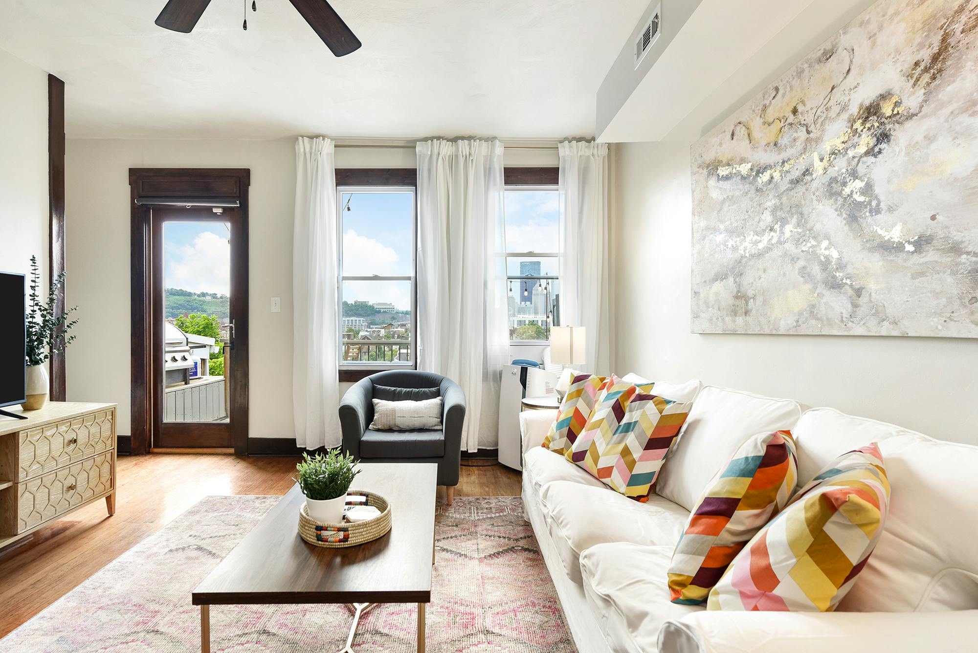 Будинок за оренду для $2,600 на місяць у Pittsburgh, Vista Street