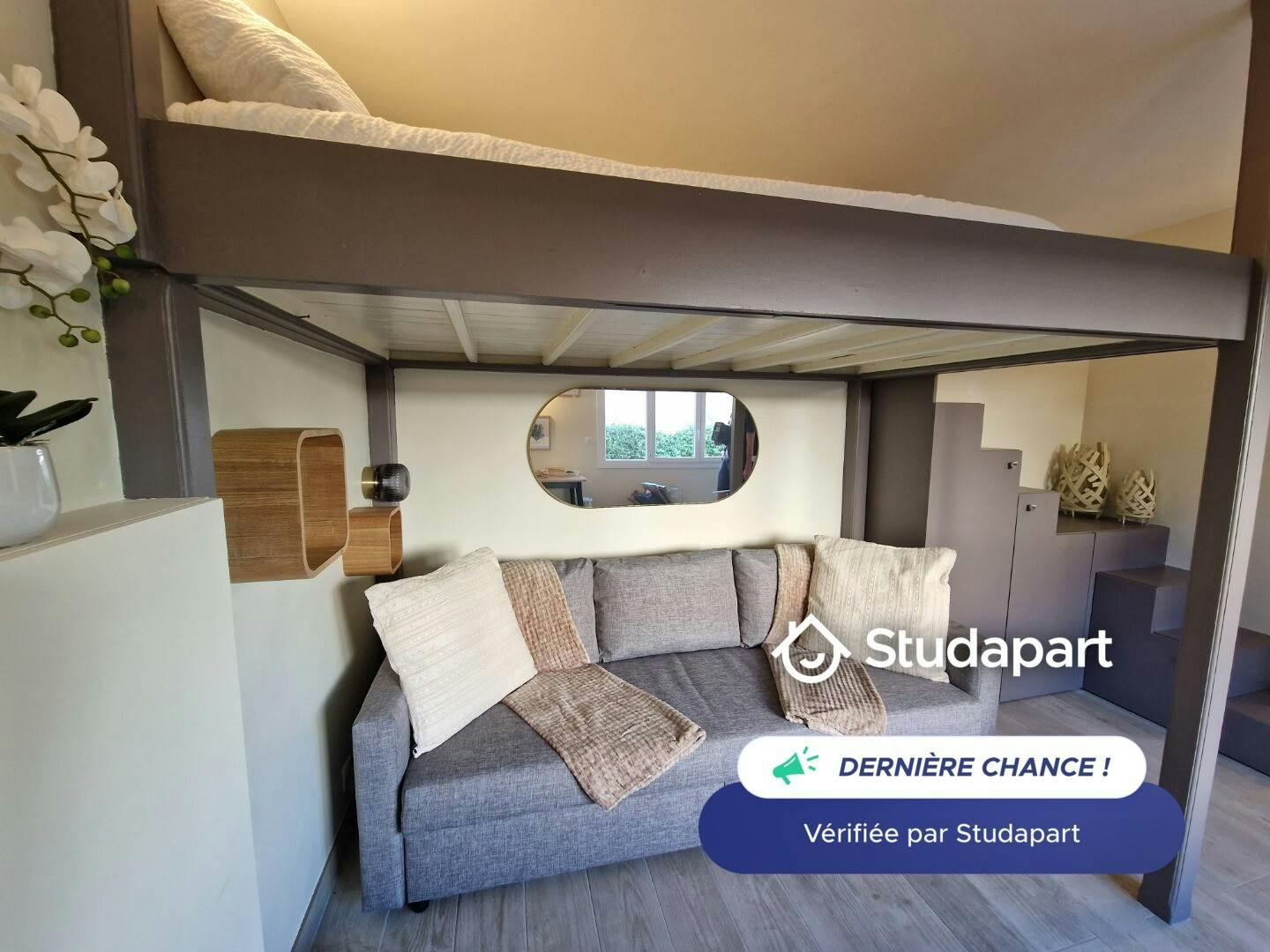 Квартира сдается в аренду за 850 € в месяц в Antibes, Traverse de la Plage