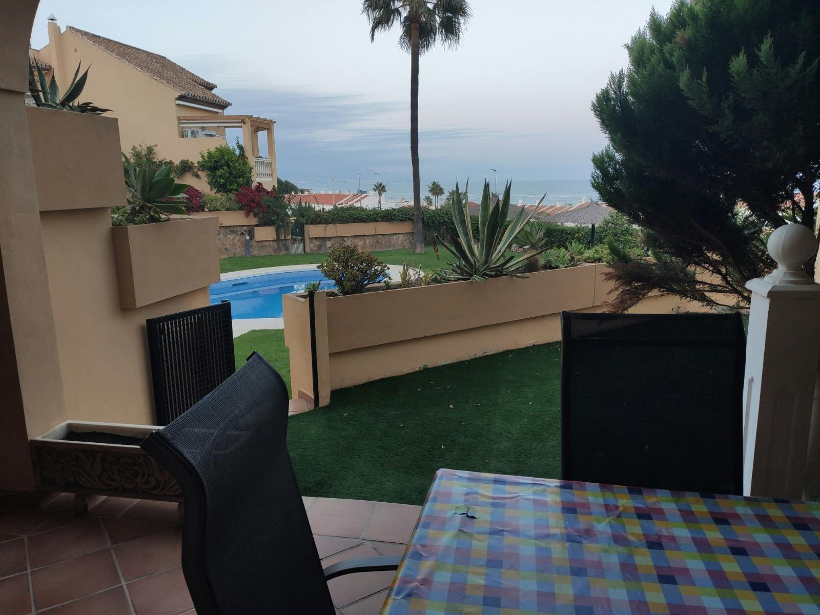 Casă de închiriat pentru 1.100 EUR pe lună în Málaga, Calle de los Fenicios