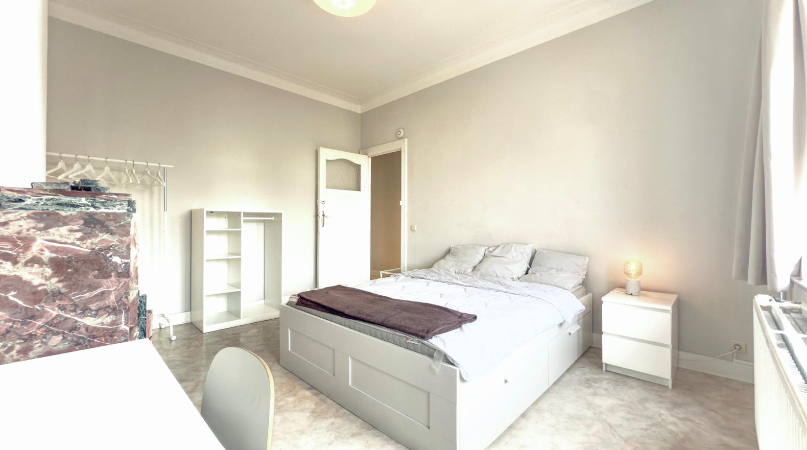 Bekijk foto 1/5 van studio in Sint-Agatha-Berchem