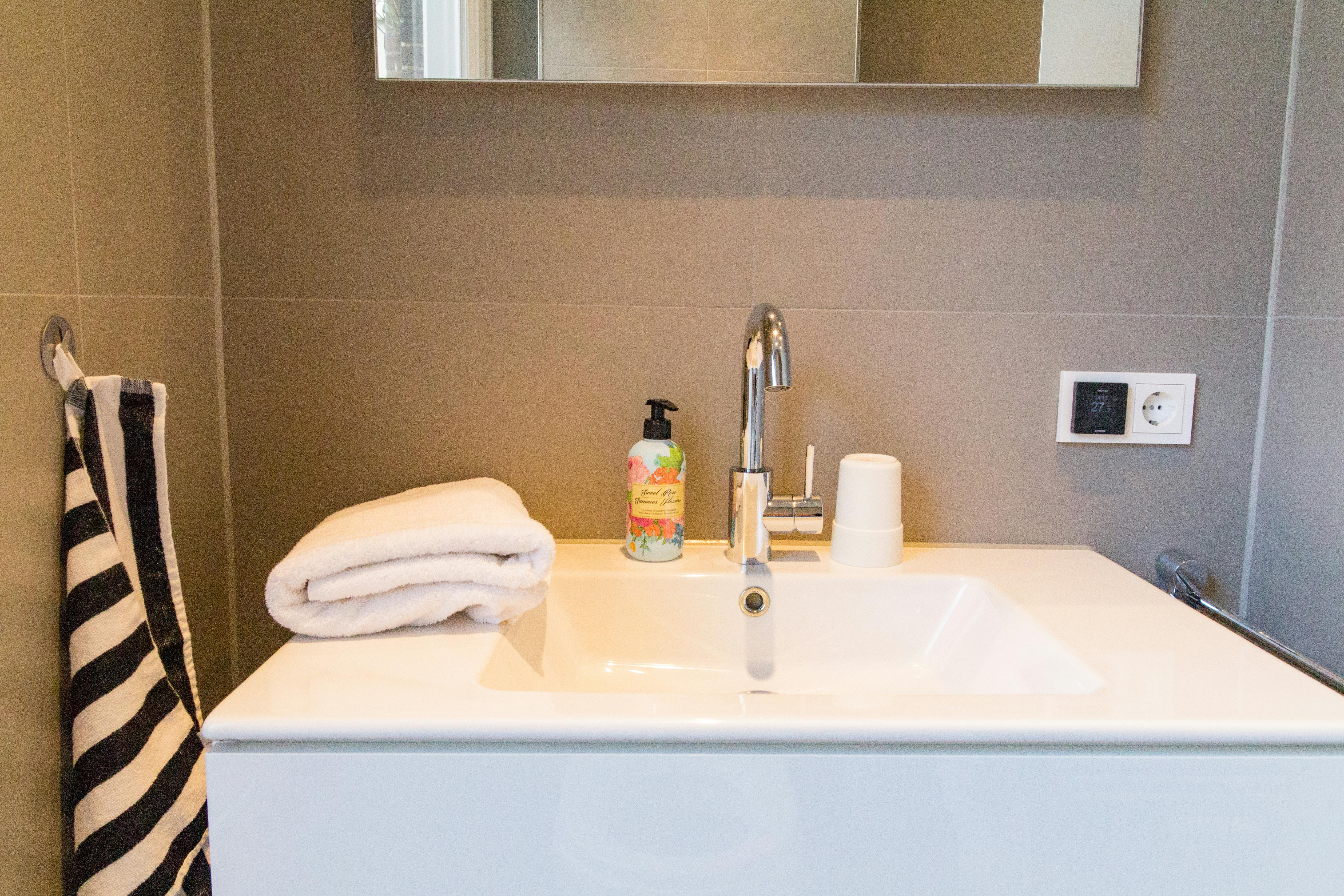 Appartement à louer pour 2 650 €/mois à Haarlem, Jacobijnestraat