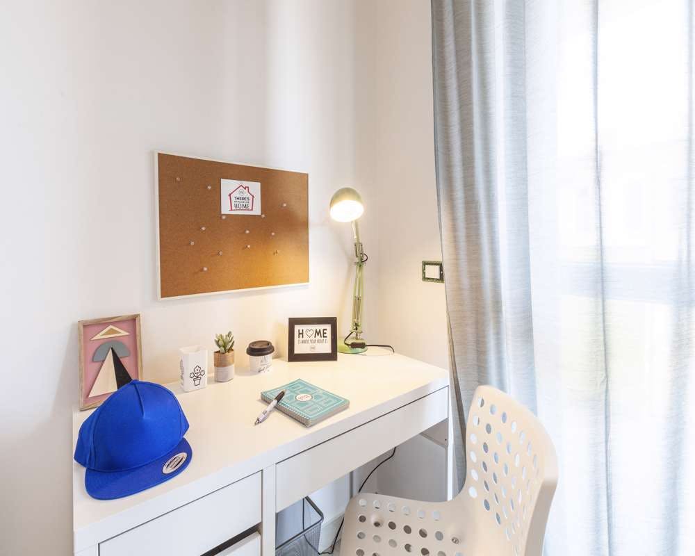 Private room for rent for €880 per month in Milan, Via Giuseppe Regaldi