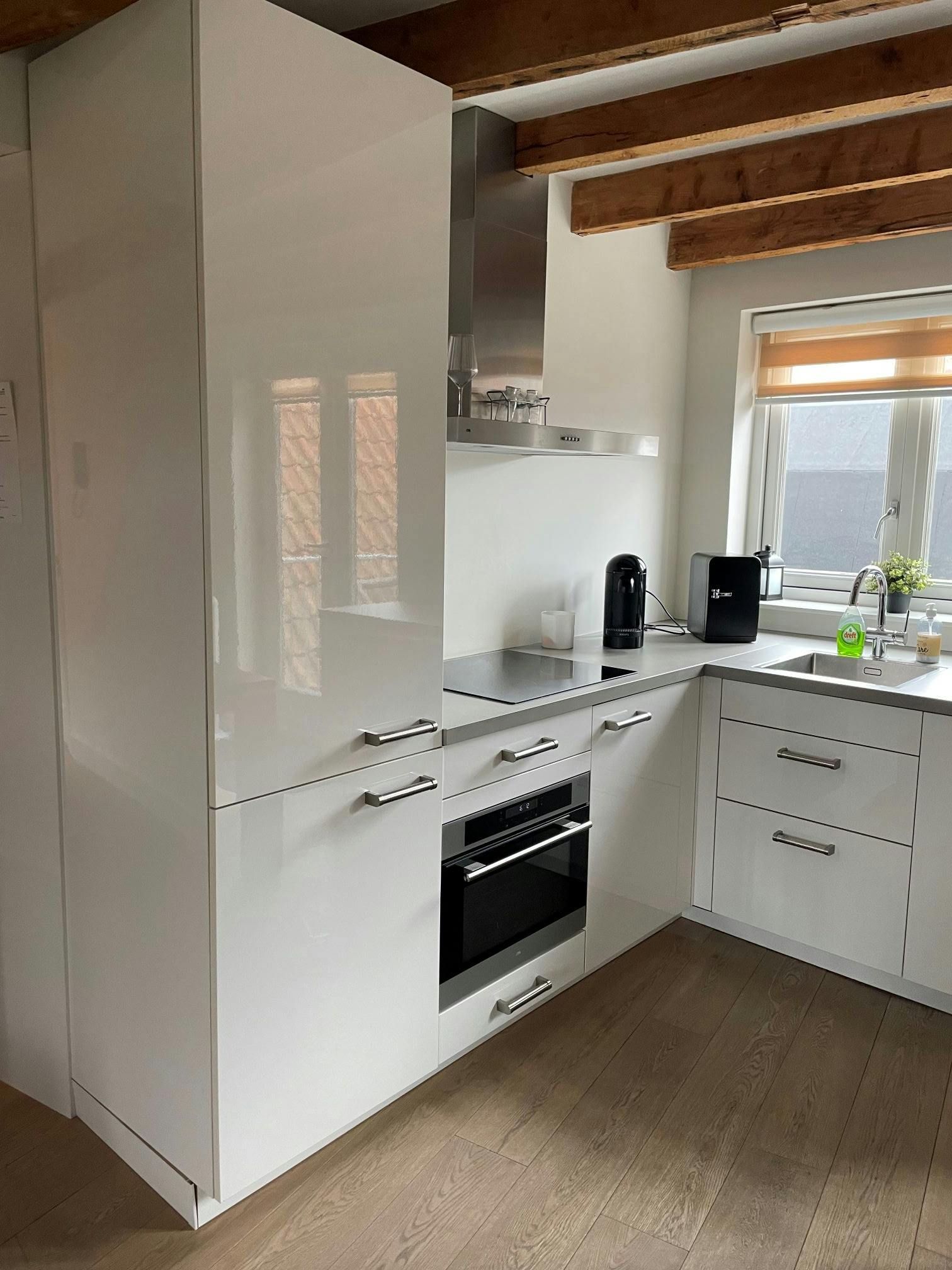 Apartment for rent for €2,250 per month in Haarlem, Jacobijnestraat