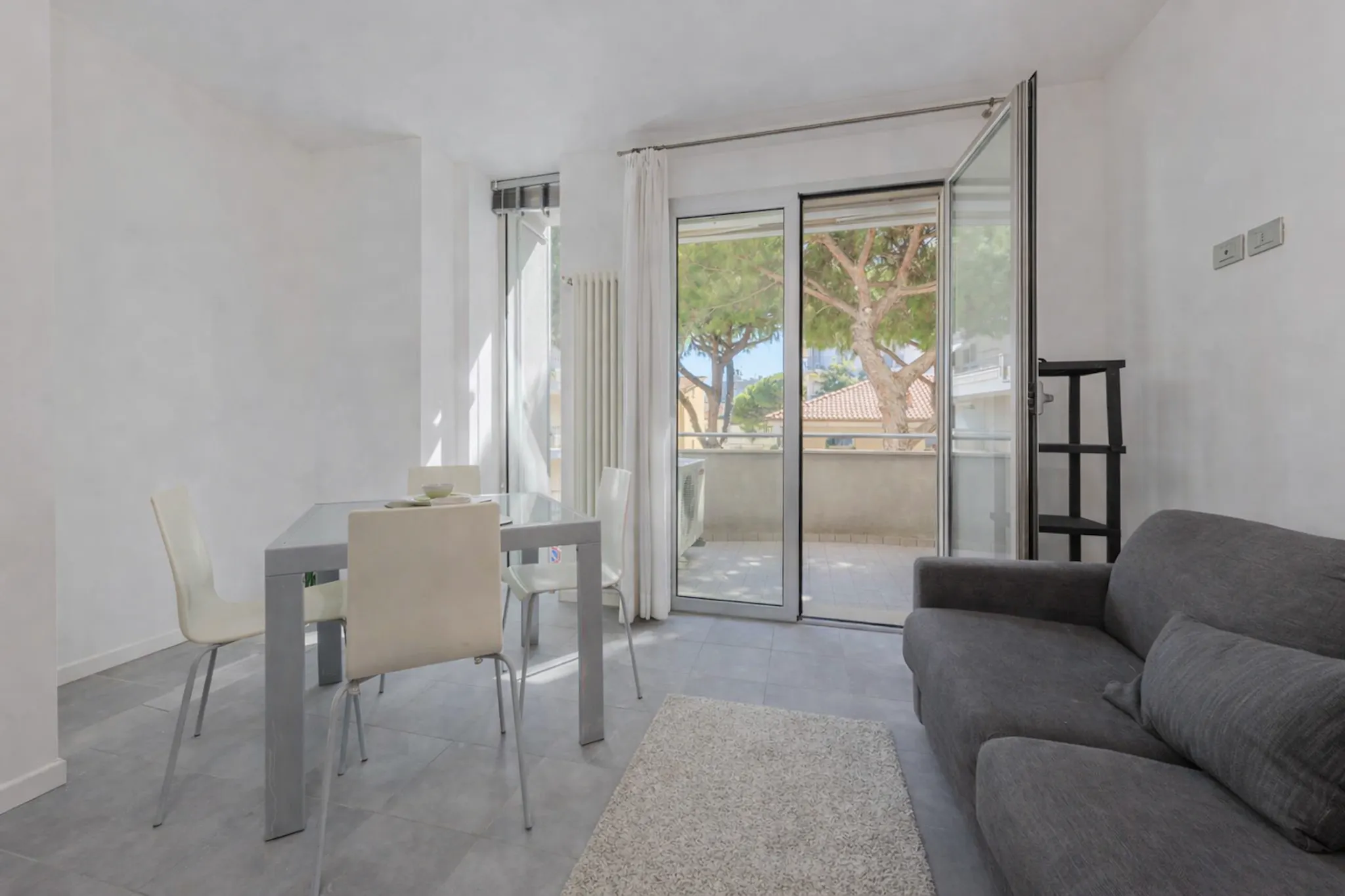 Viale Trento, Rimini preview