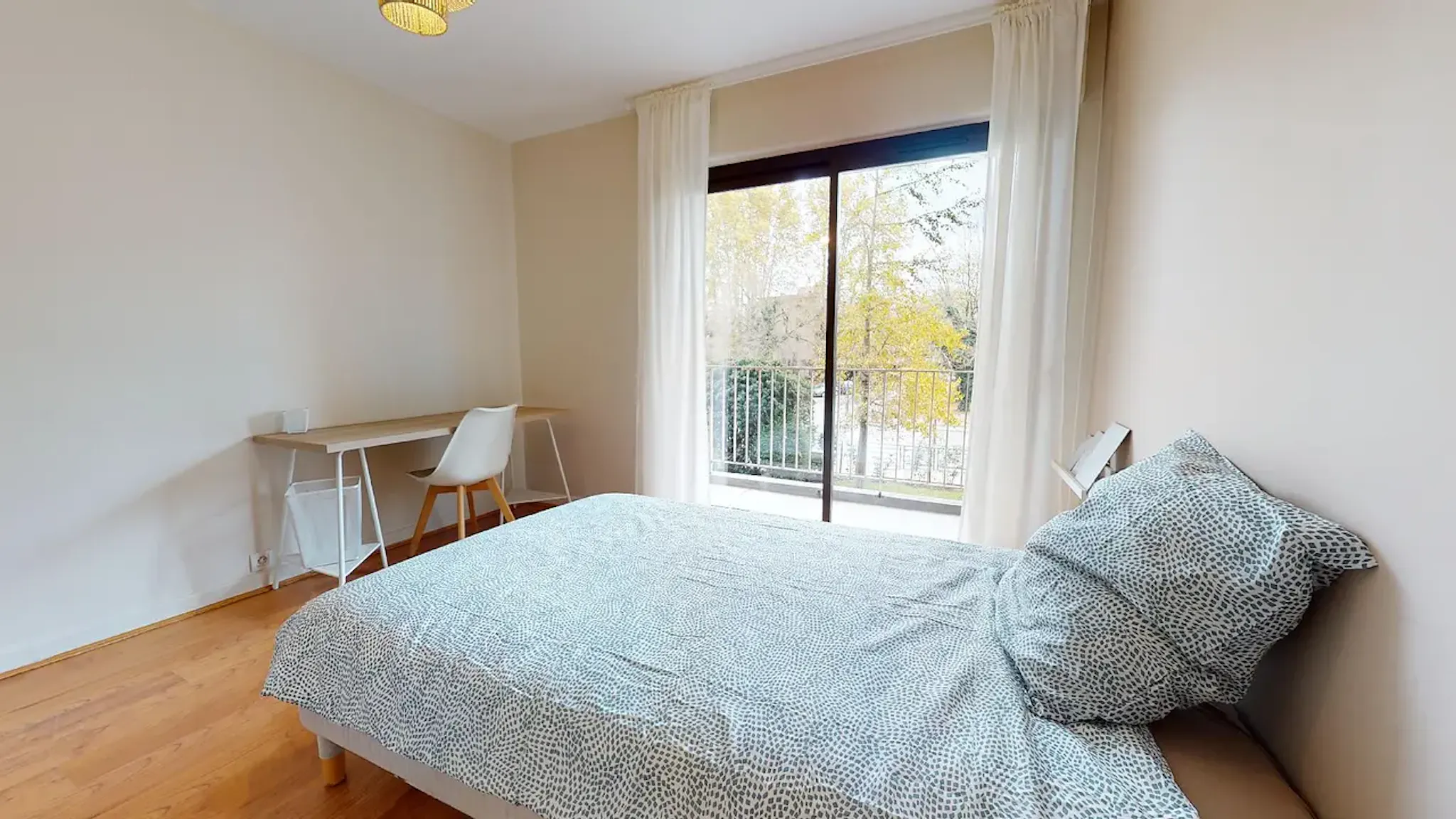 Avenue Jean Perrot, Grenoble preview