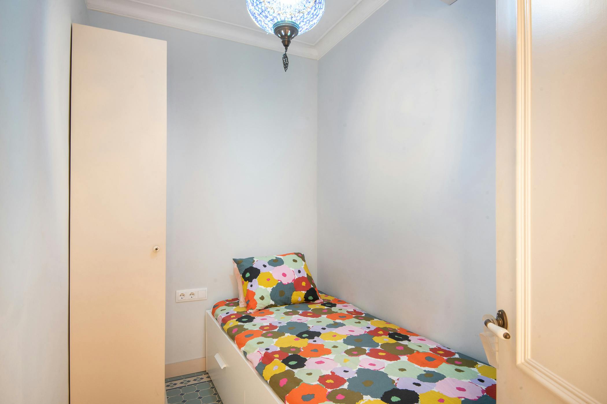 Apartment Barcelona, 4 beds — photo 1