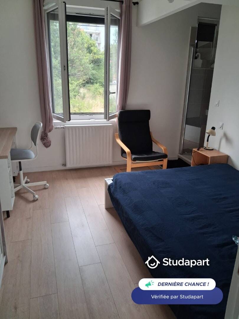 Private room for rent on Périphérique, Nantes