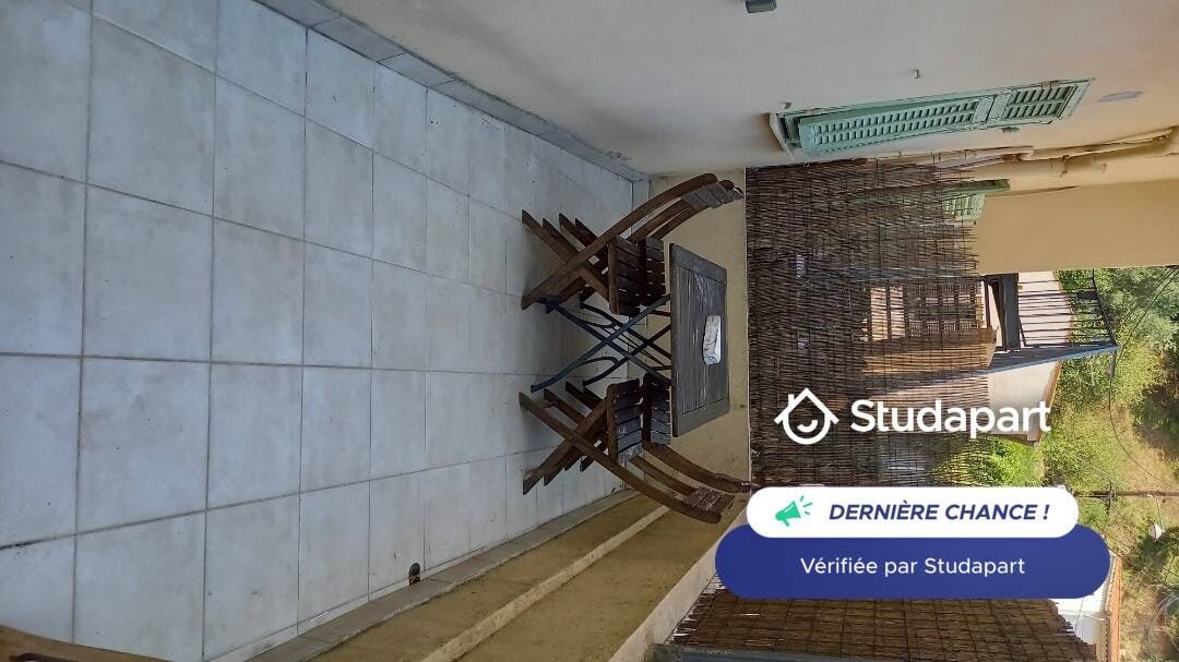 Apartment for rent for €900 per month in Nice, Boulevard de la Madeleine