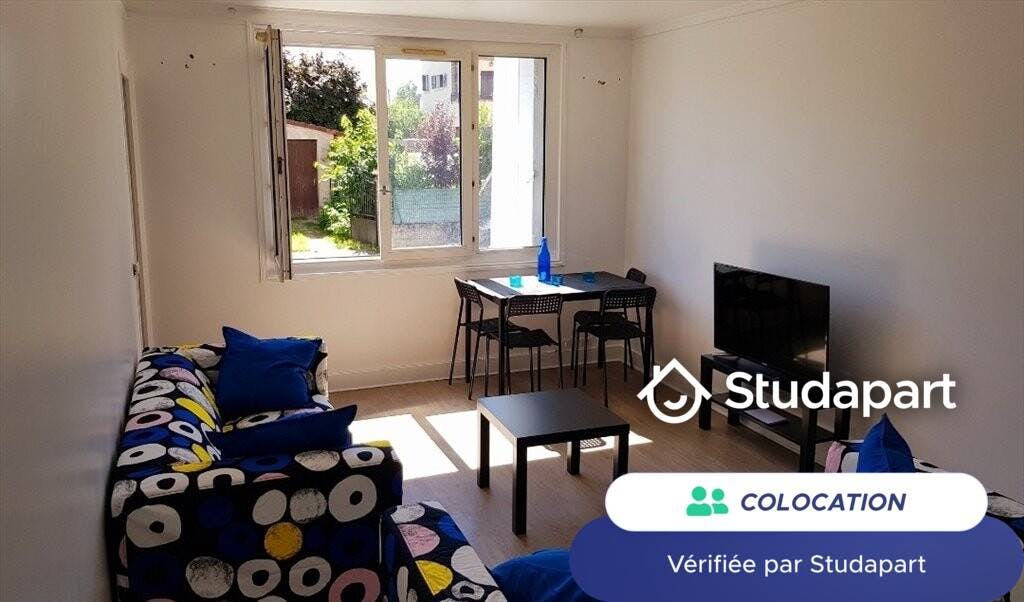 Private room for rent for €495 per month in Gagny, Rue de Valloire