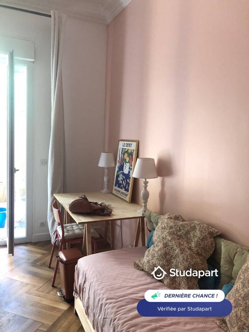 Apartment for rent for €1,050 per month in Nice, Avenue Georges Clemenceau