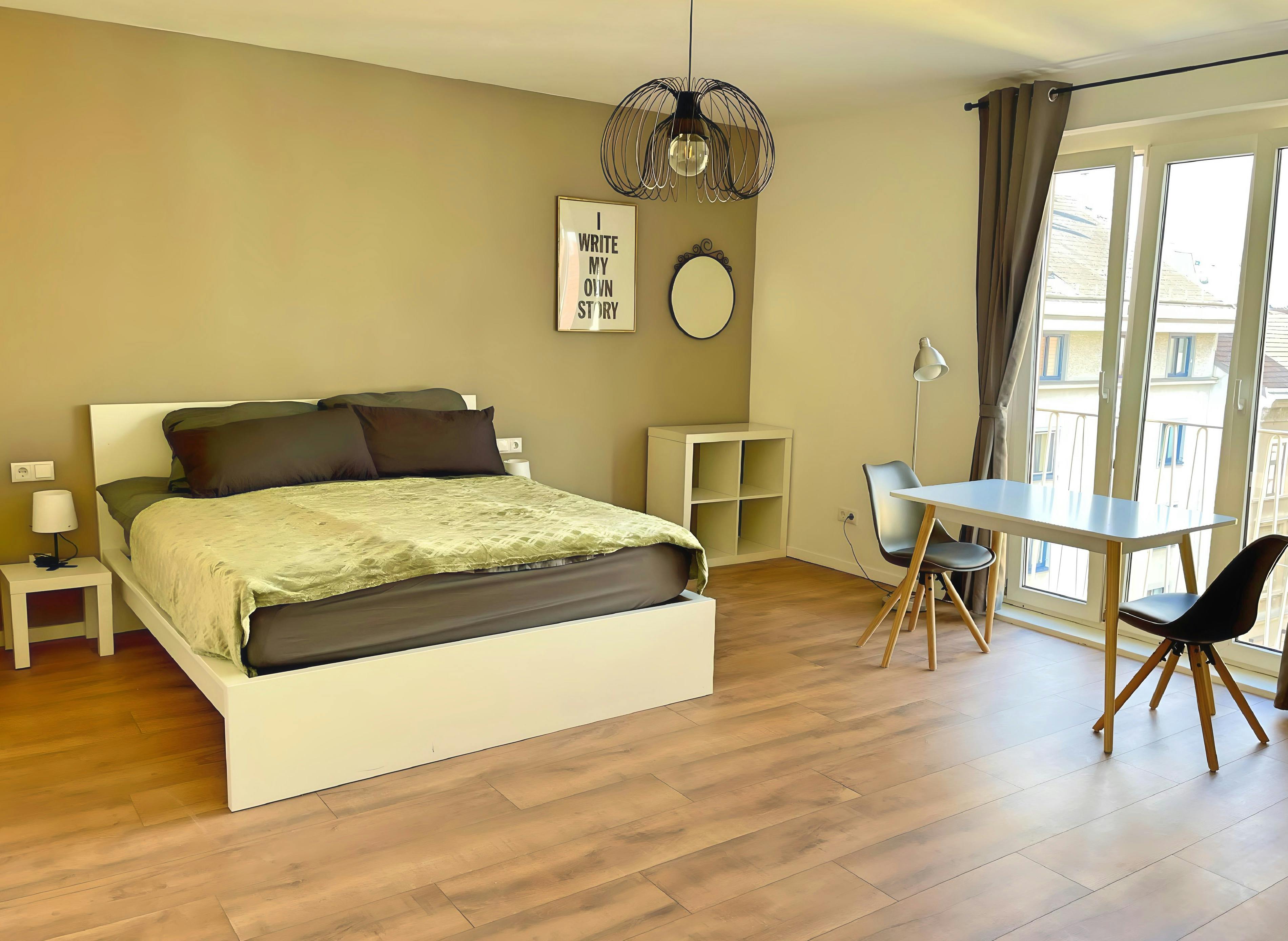 Weidmanngasse, Vienna preview