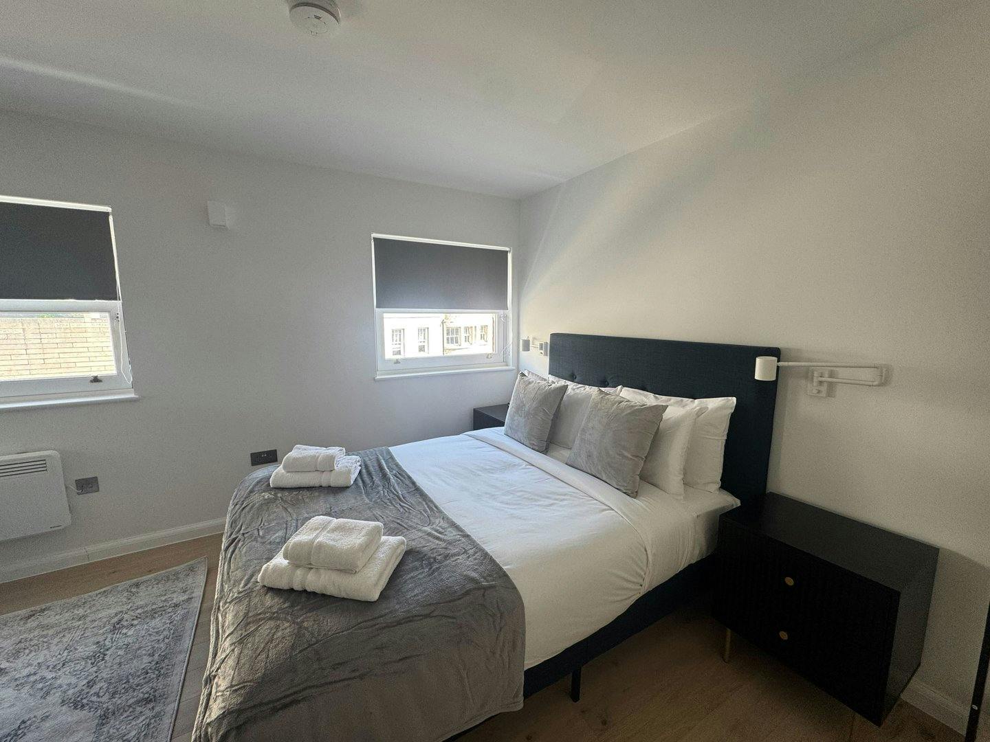 Студия сдается в аренду за 3 000 £ в месяц в London, Stockwell Street
