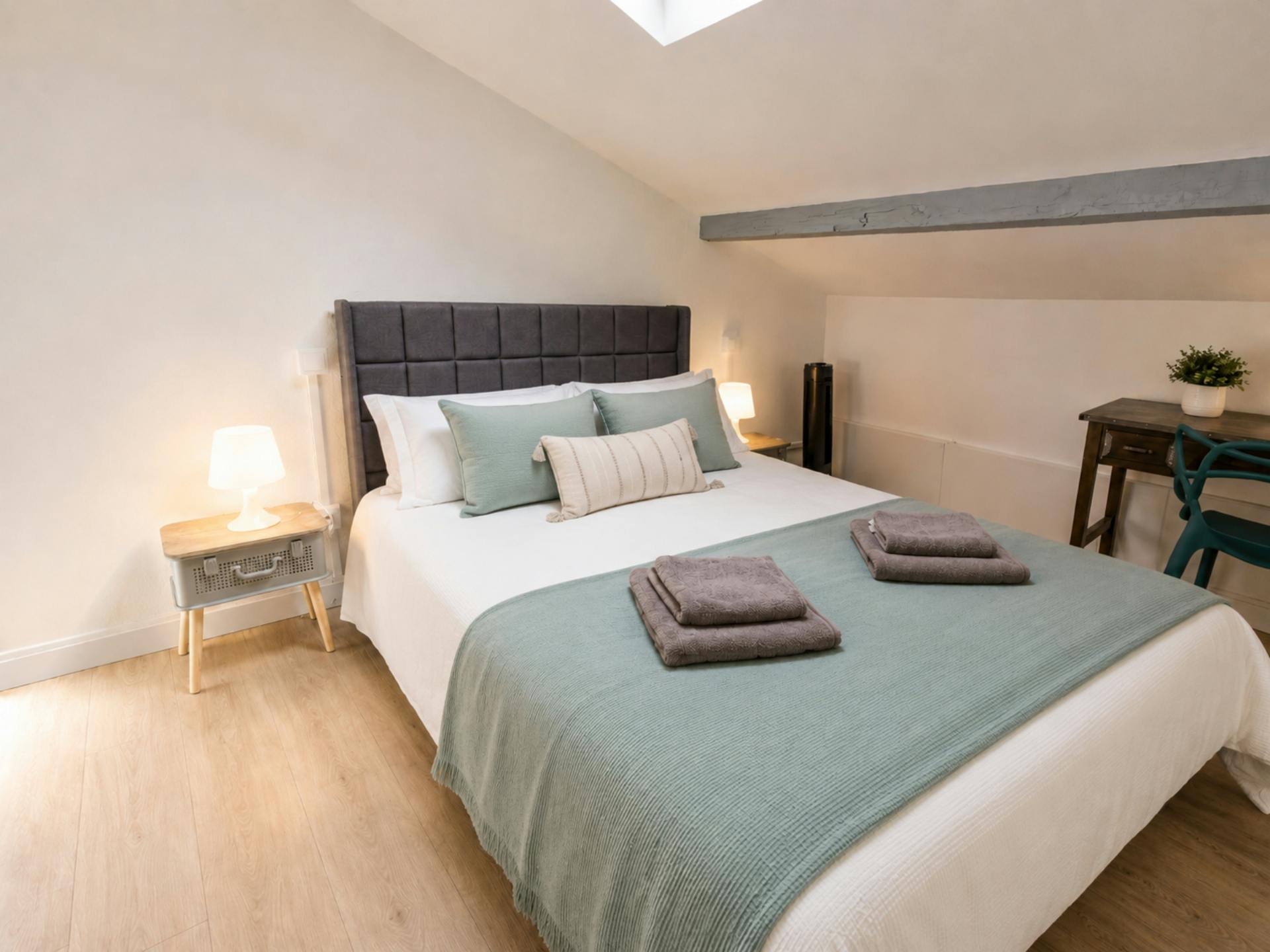 Wohnung zu mieten für 1.600 € pro Monat in Burgos, Calle San Lorenzo