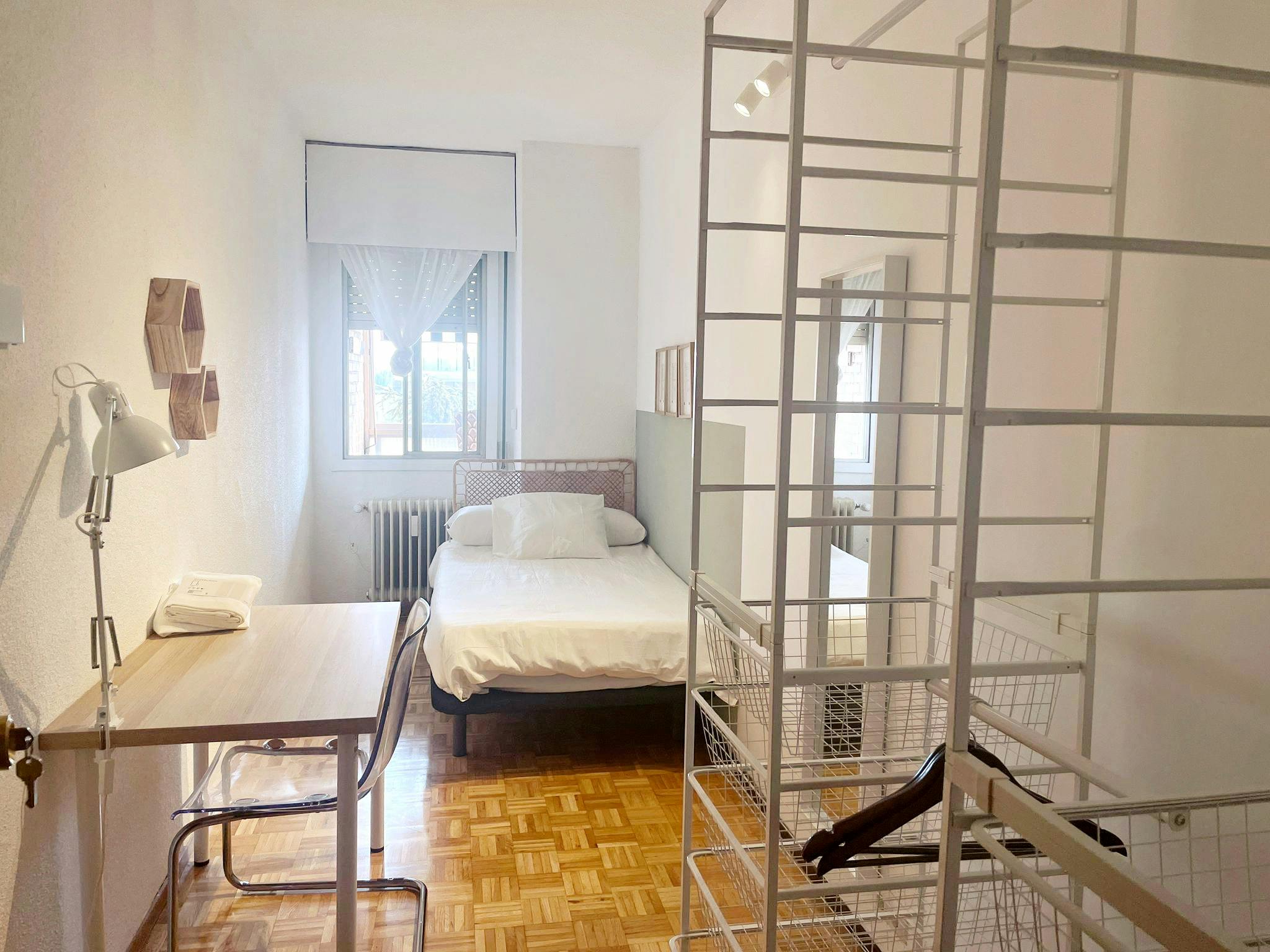 Single room Madrid, 1 bed, 10m² — photo 3