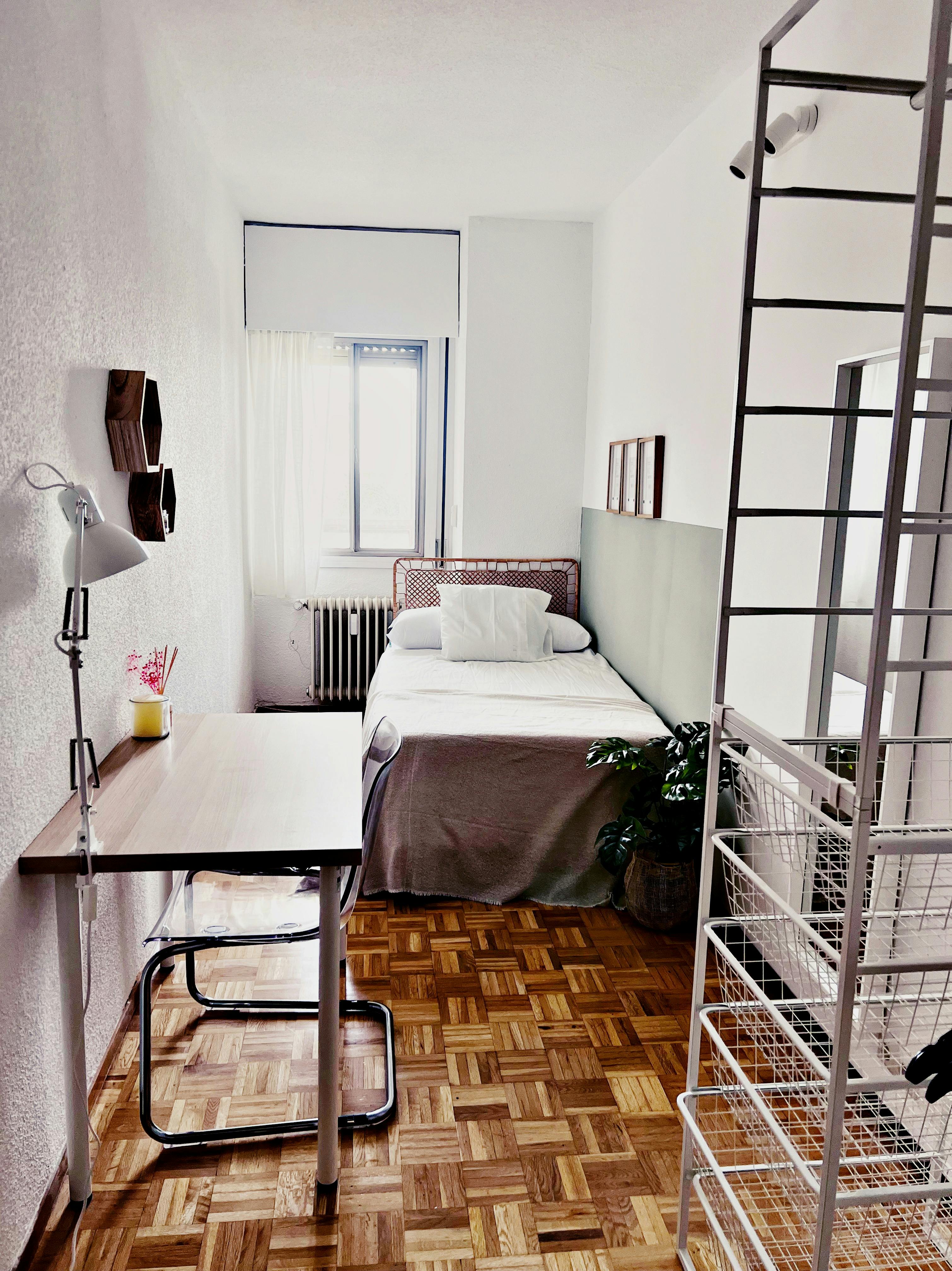 Single room Madrid, 1 bed, 10m² — photo 23