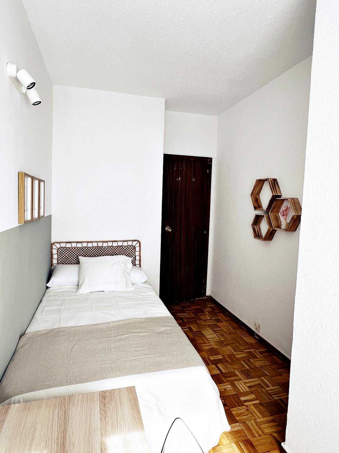 Calle del Conde de la Cimera, Madrid preview