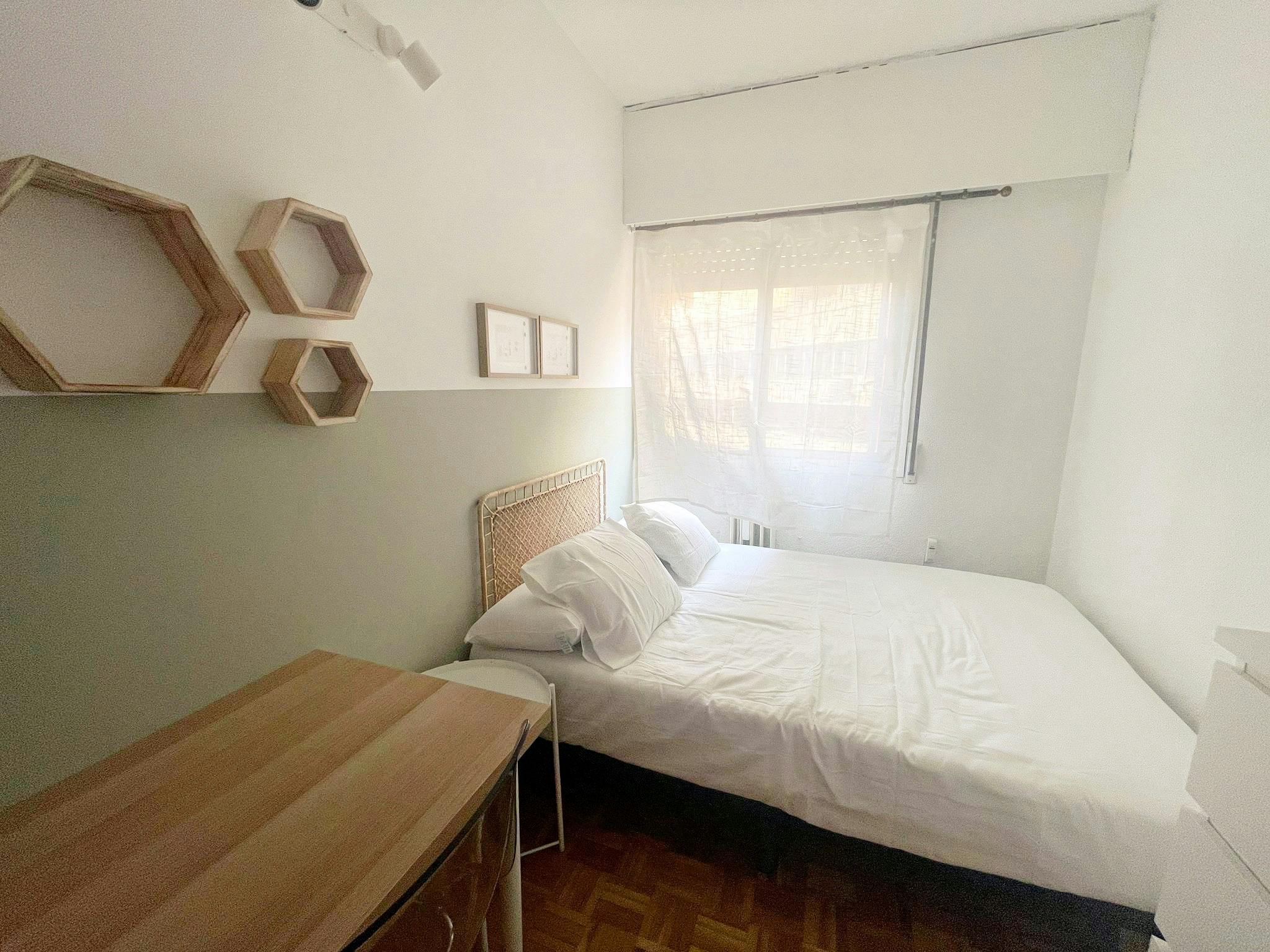 Single room Madrid, 1 bed, 10m² — photo 5