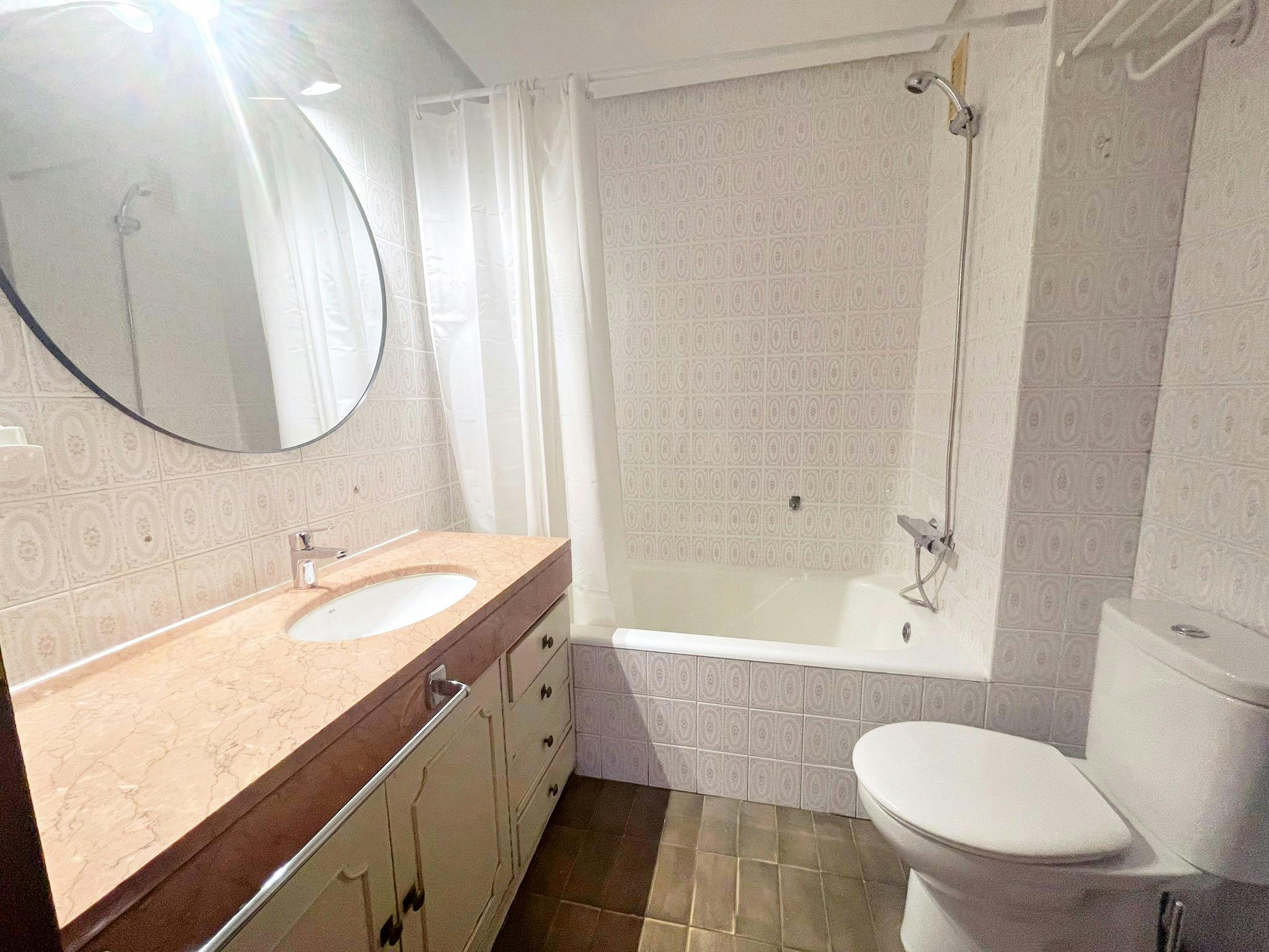 Single room Madrid, 1 bed, 10m² — photo 4