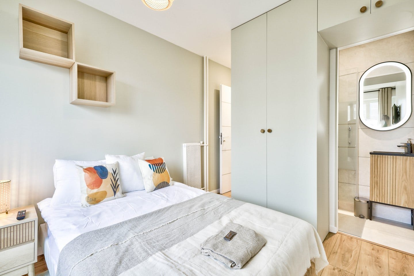 Private room for rent for €870 per month in Asnières-sur-Seine, Quai Aulagnier