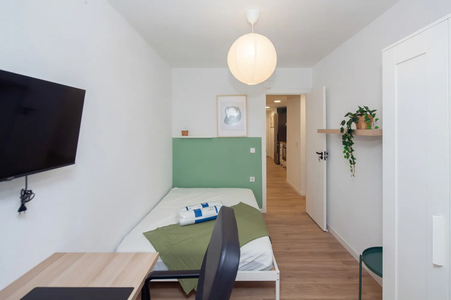 Private room in Carrer de Linares, Valencia (1651835) ROOM 2