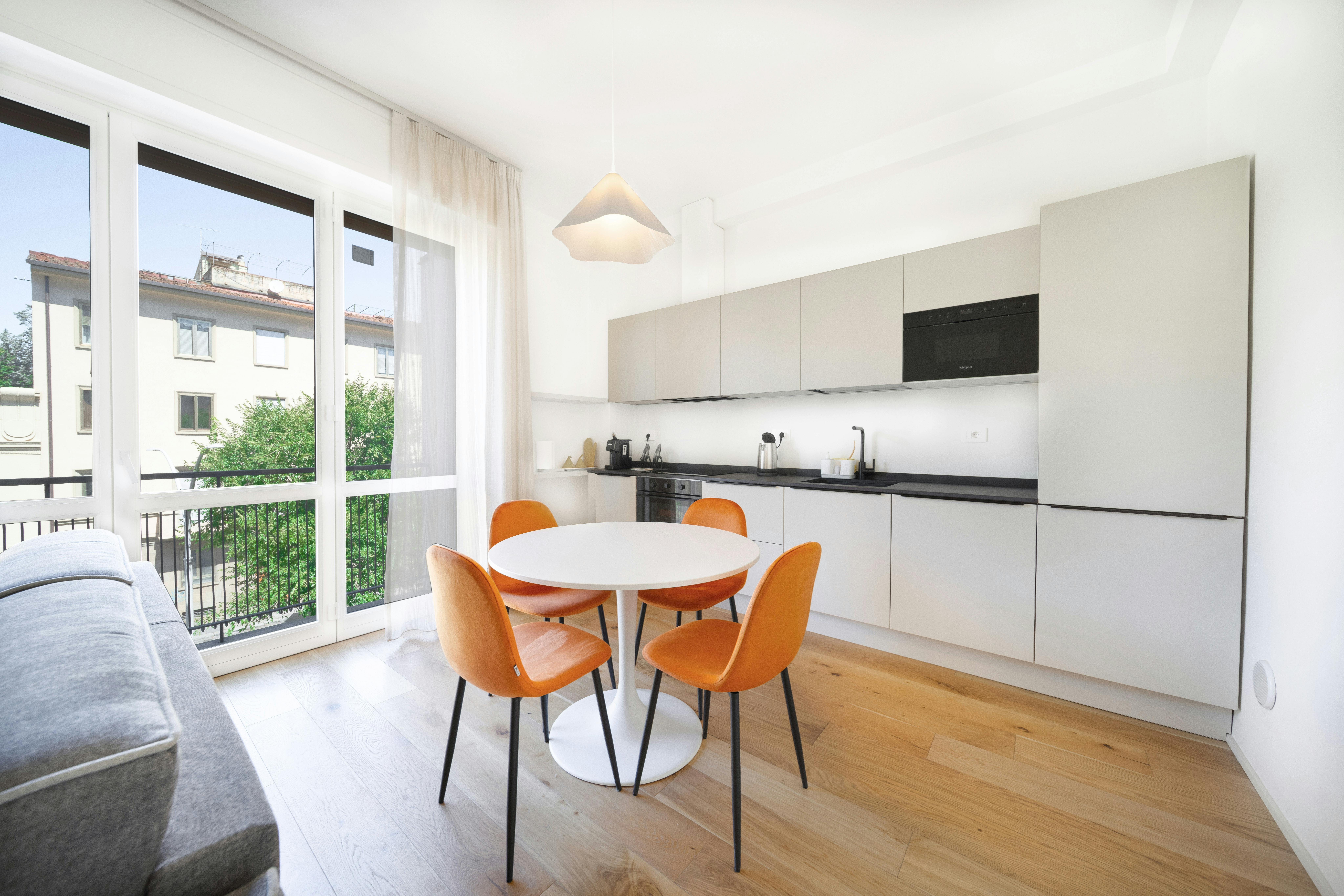Apartment for rent for €1,650 per month in Florence, Viale Fratelli Rosselli