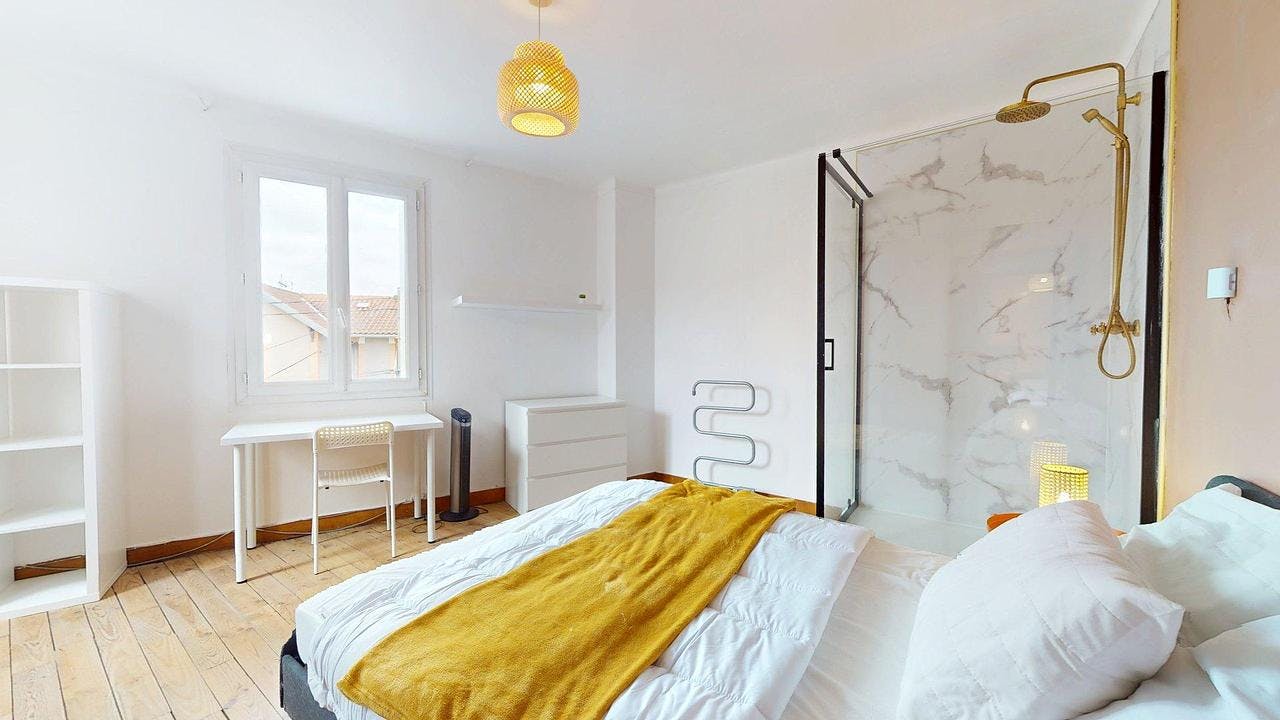 Avenue d'Italie, Toulouse preview