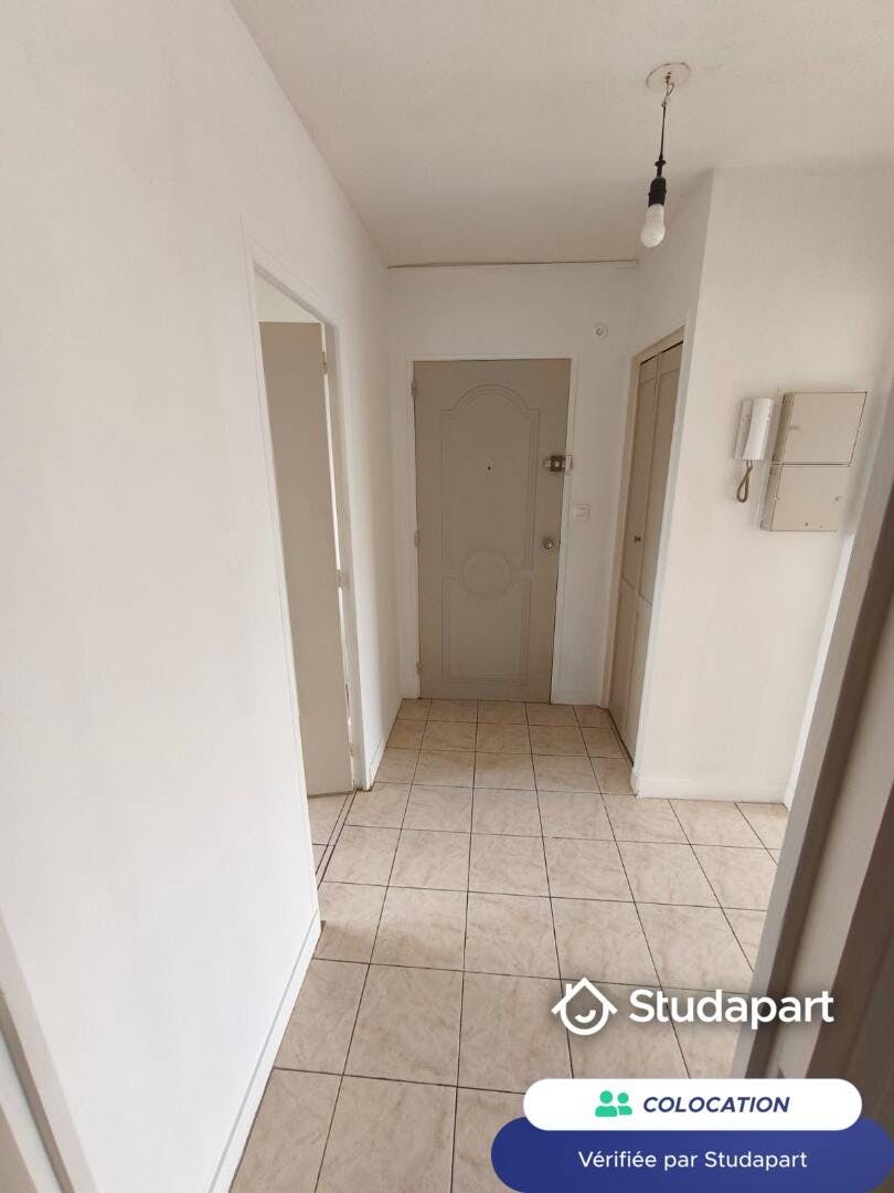 Apartment in Troyes, Les Chartreux - More