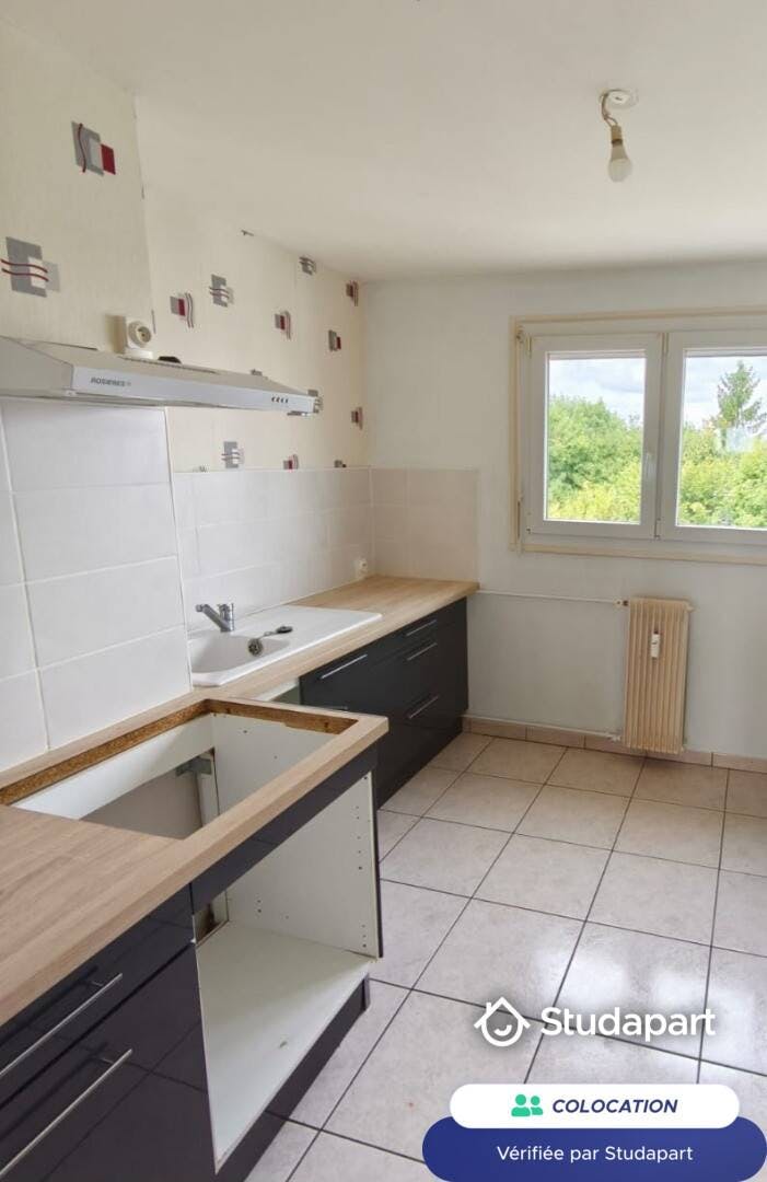 Apartment in Troyes, Les Chartreux - View 3