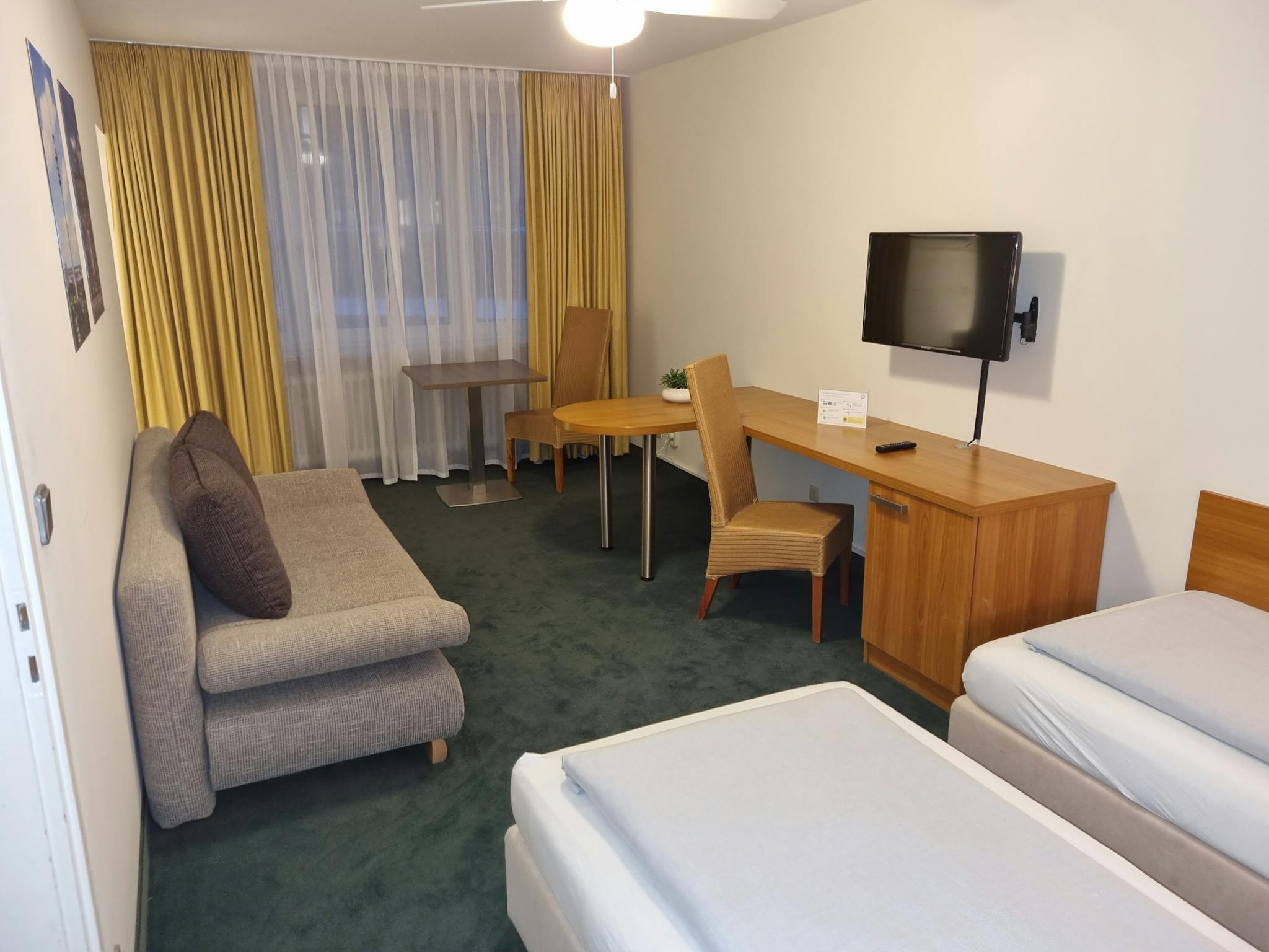 Augsburgerstraße, Munich preview